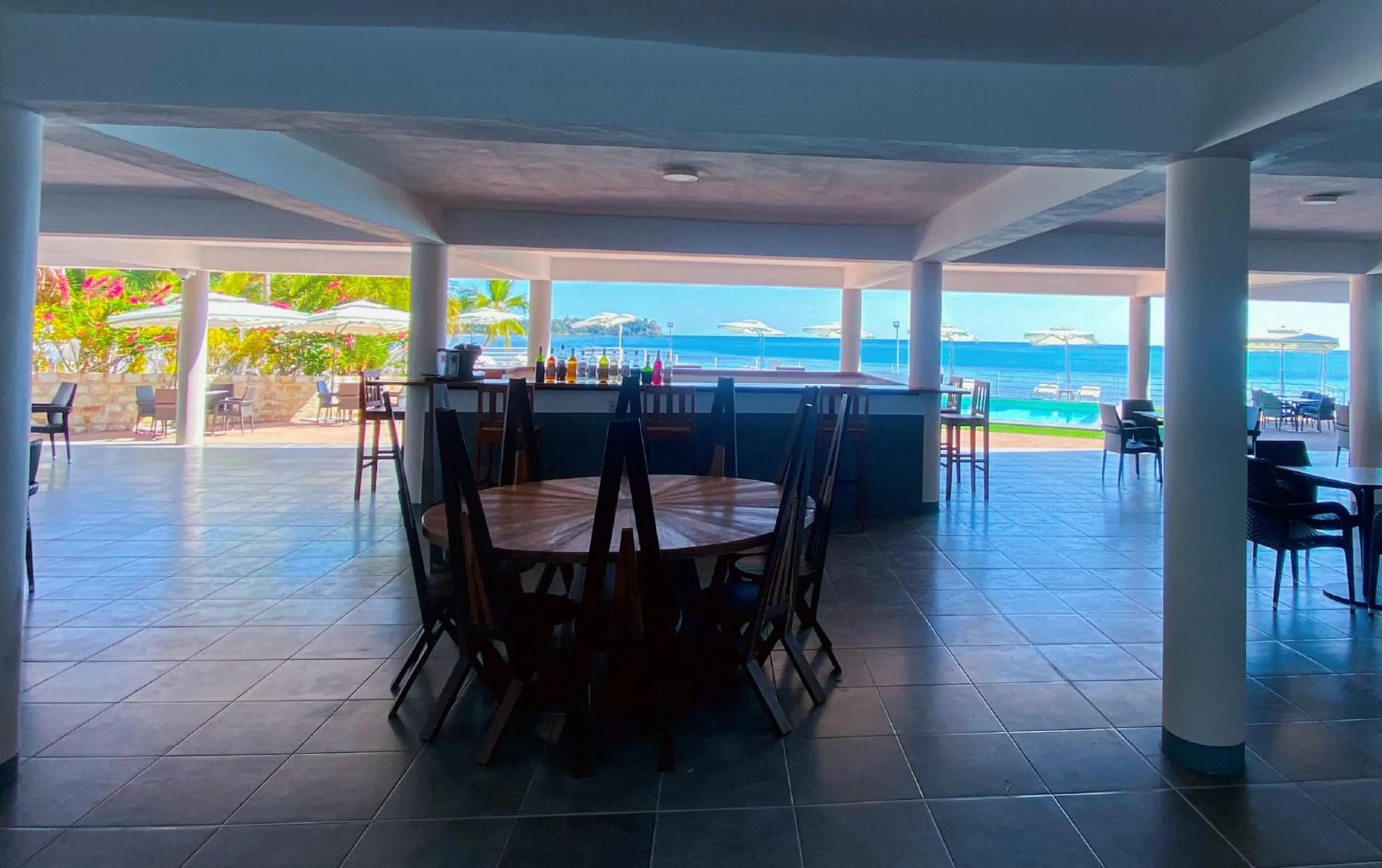 Restaurant/places to eat in Orangea Beach Resort