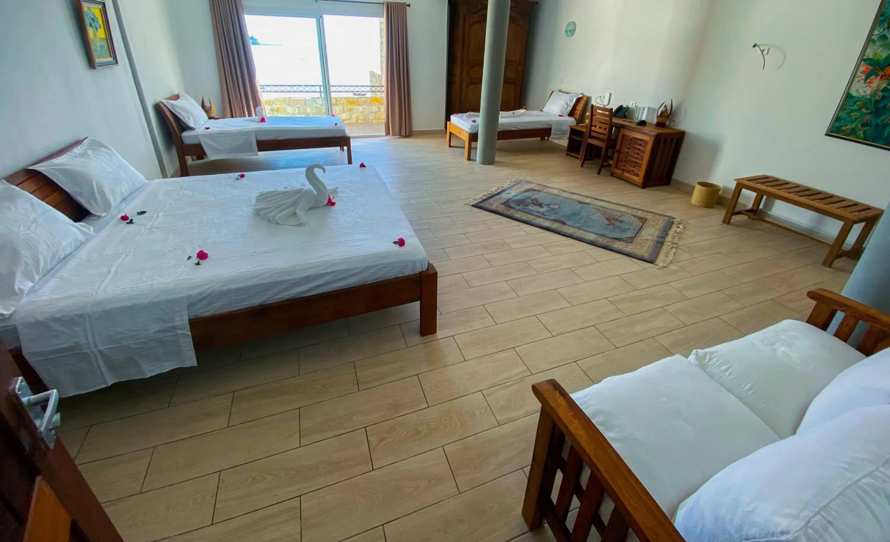 Photo of the whole room, Bed in Orangea Beach Resort