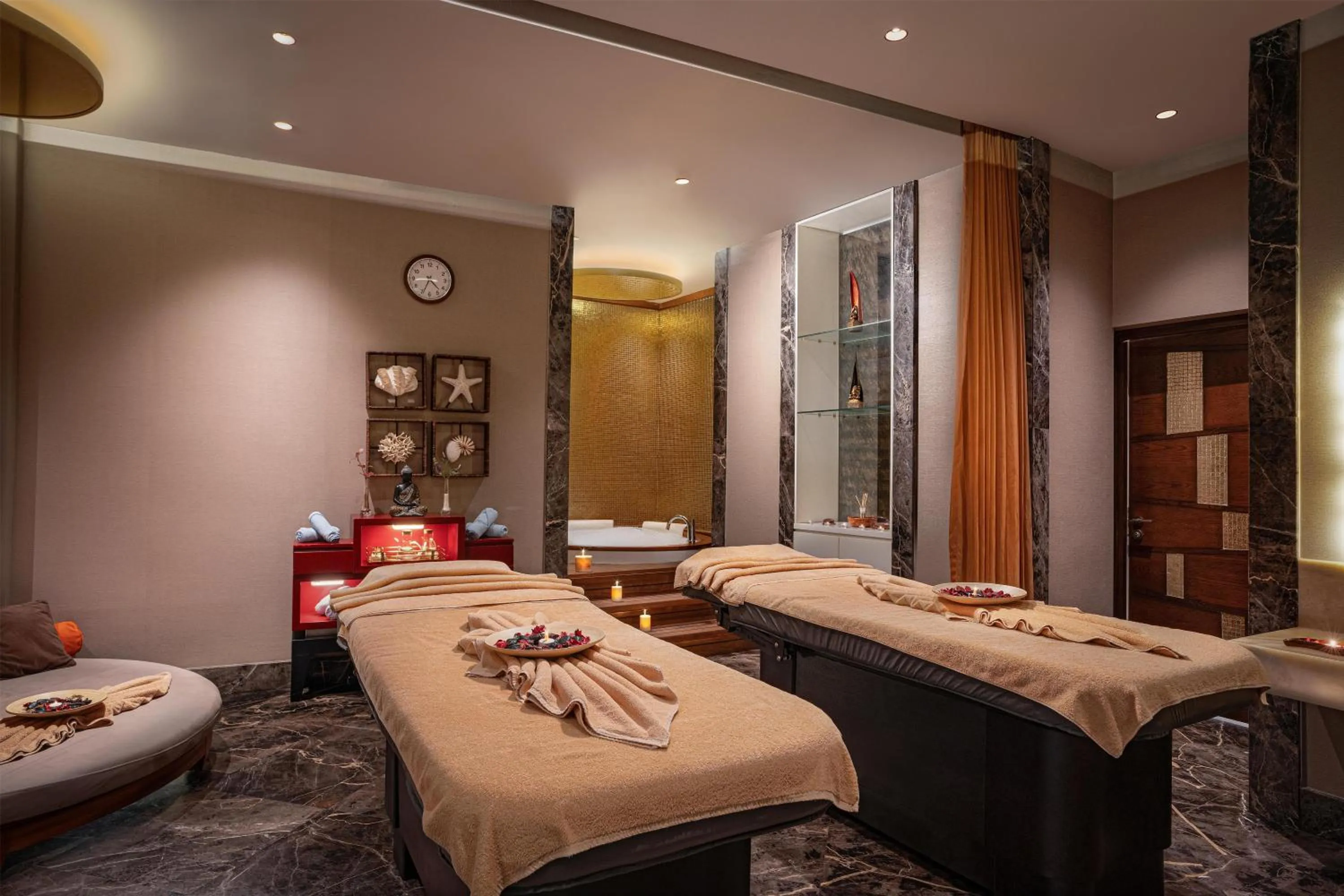 Spa and wellness centre/facilities, Bed in Radisson Blu Hotel Istanbul Pera