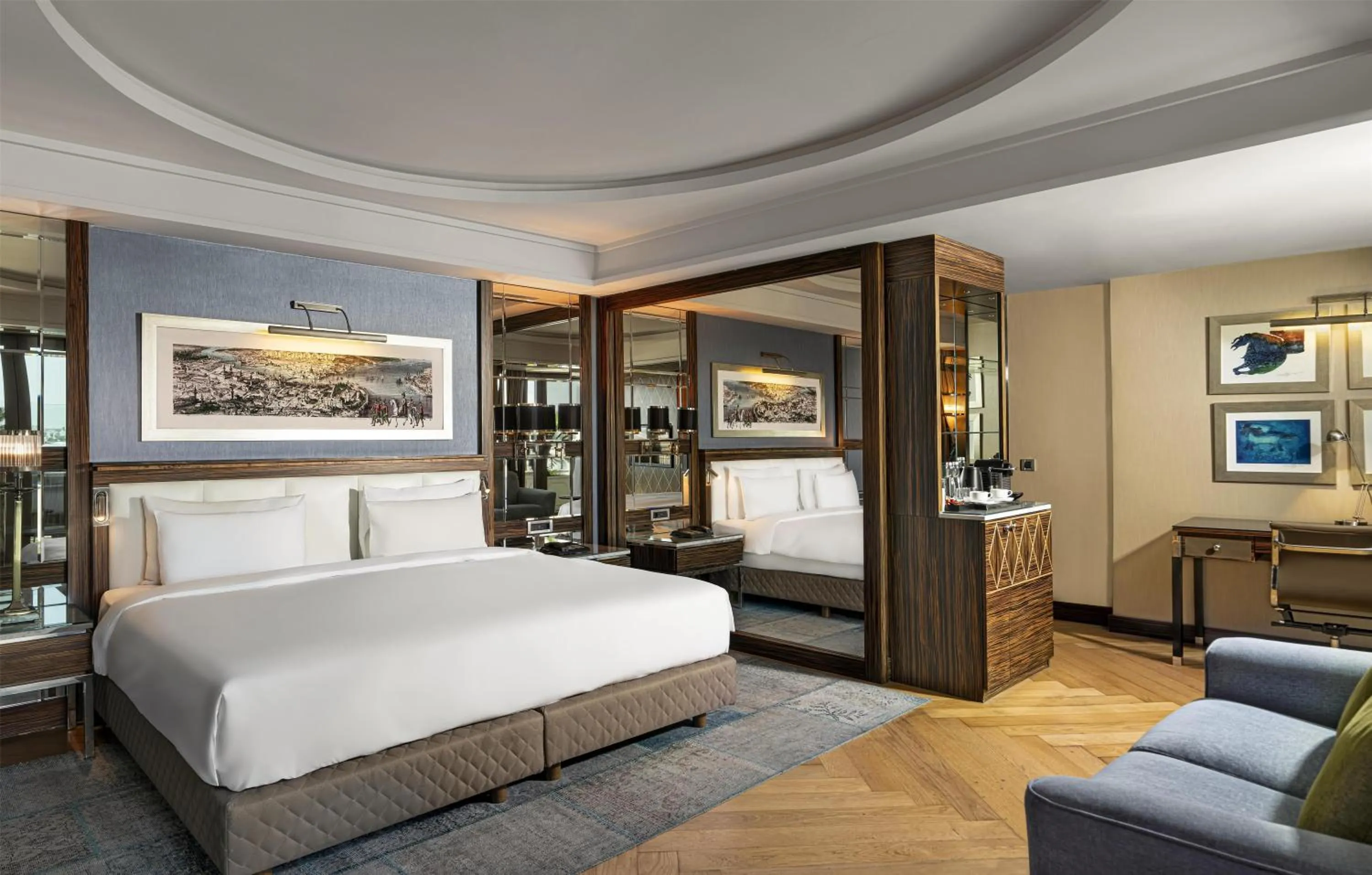 Photo of the whole room, Bed in Radisson Blu Hotel Istanbul Pera