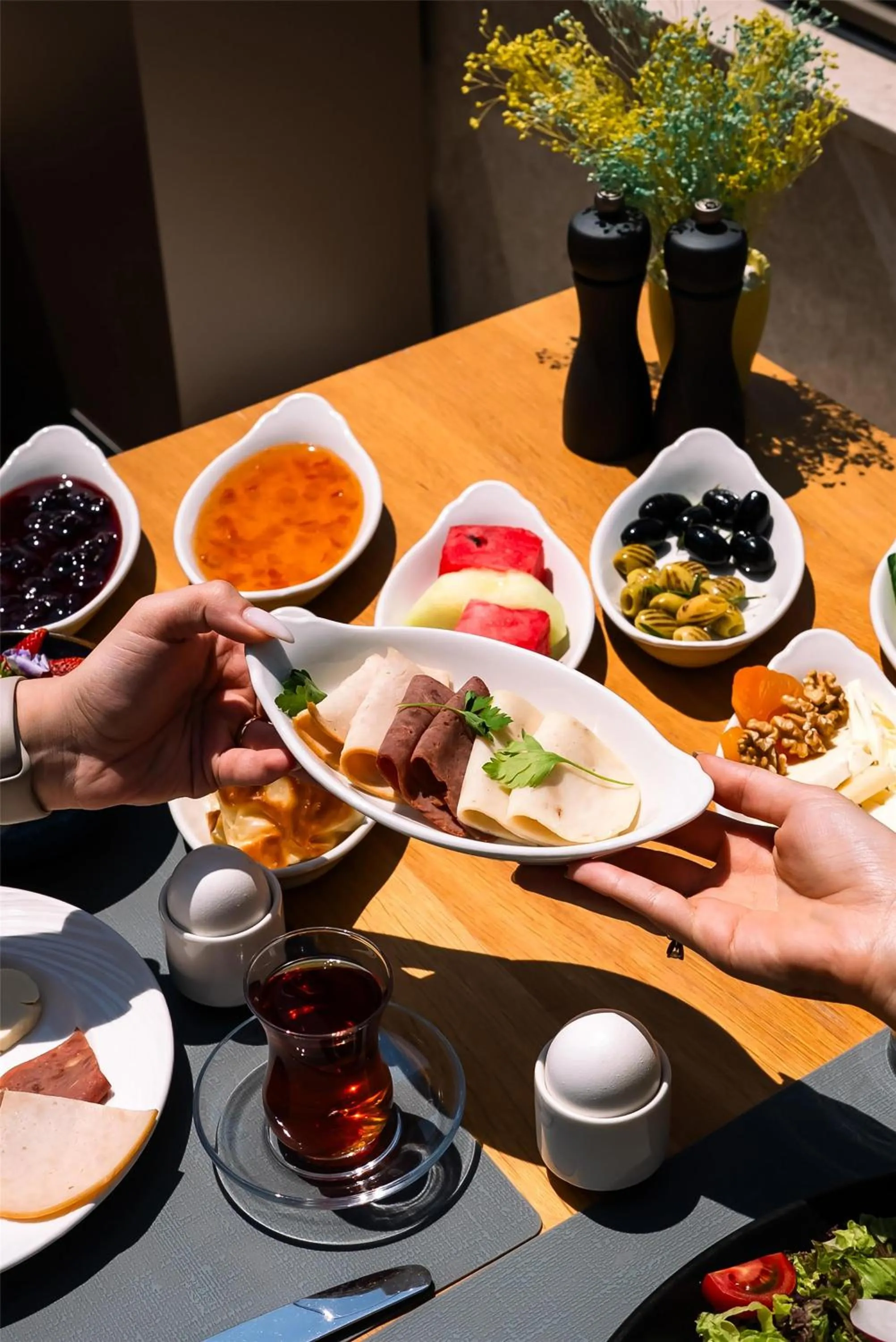 Restaurant/places to eat in Radisson Blu Hotel Istanbul Pera