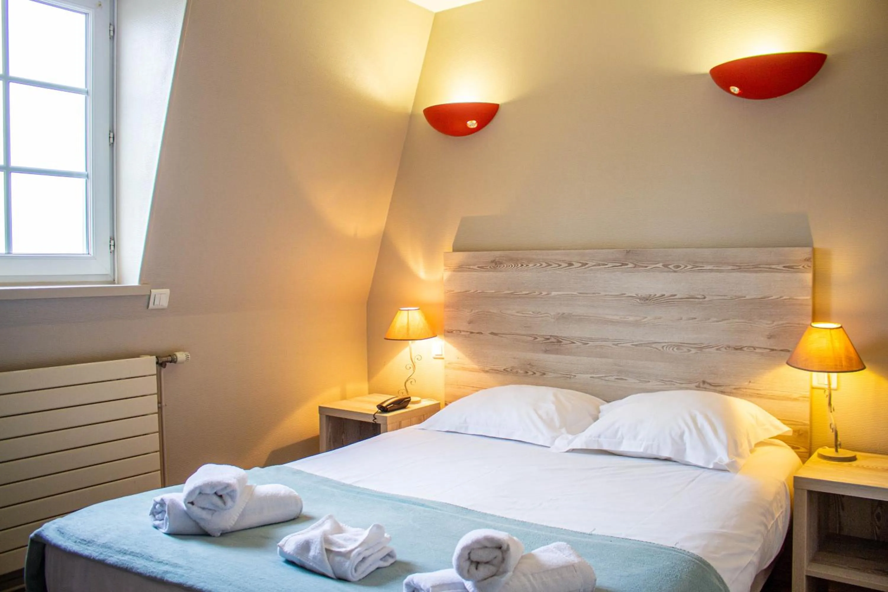 Bed in Hotel du Port et des Bains