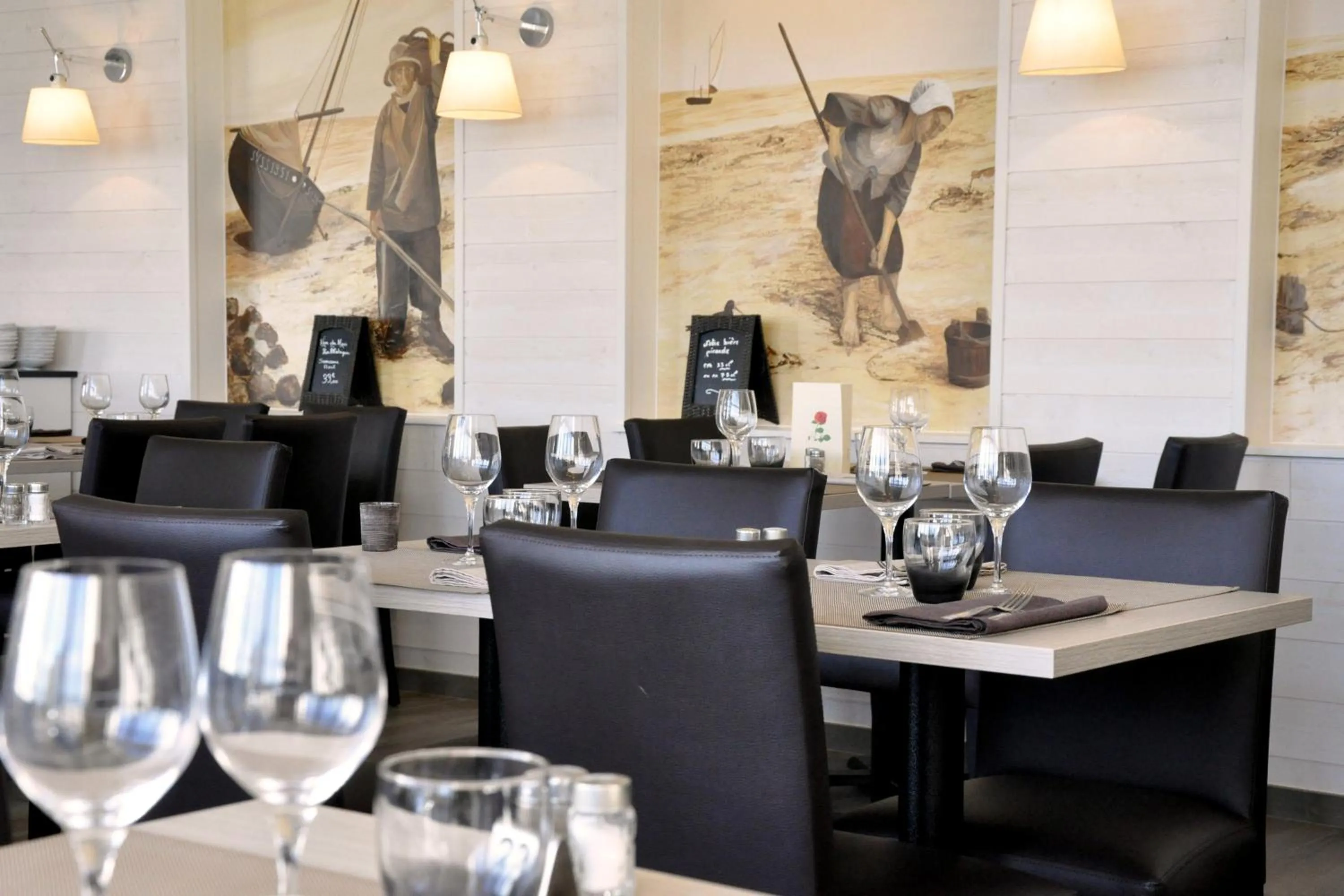 Restaurant/places to eat in Hotel du Port et des Bains