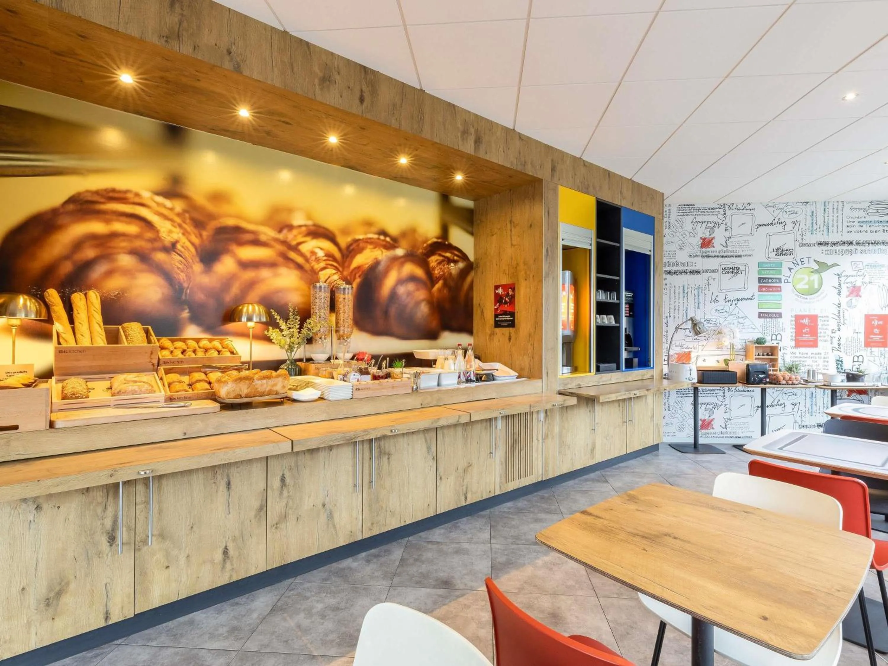 Restaurant/places to eat in ibis Chalons en Champagne