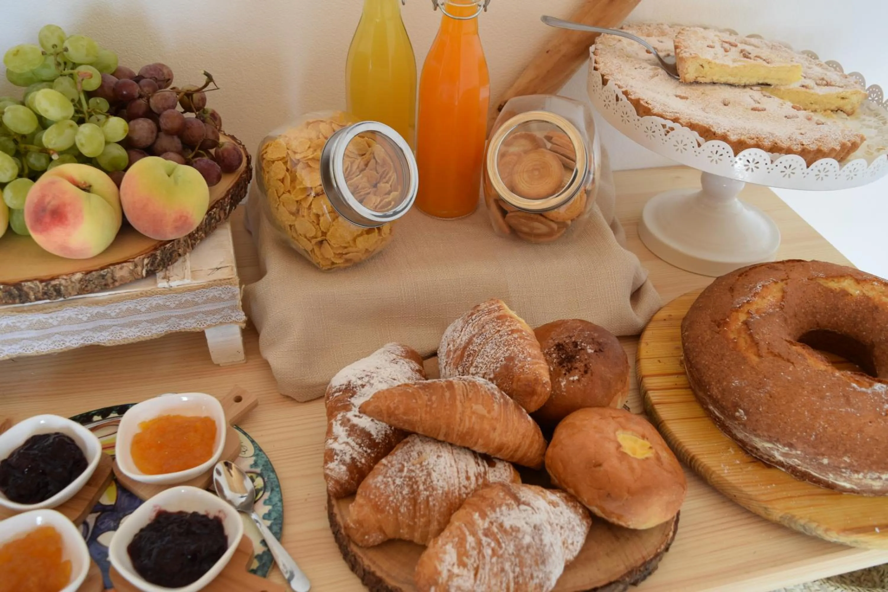 Food and drinks in Antico Borgo dei Templi