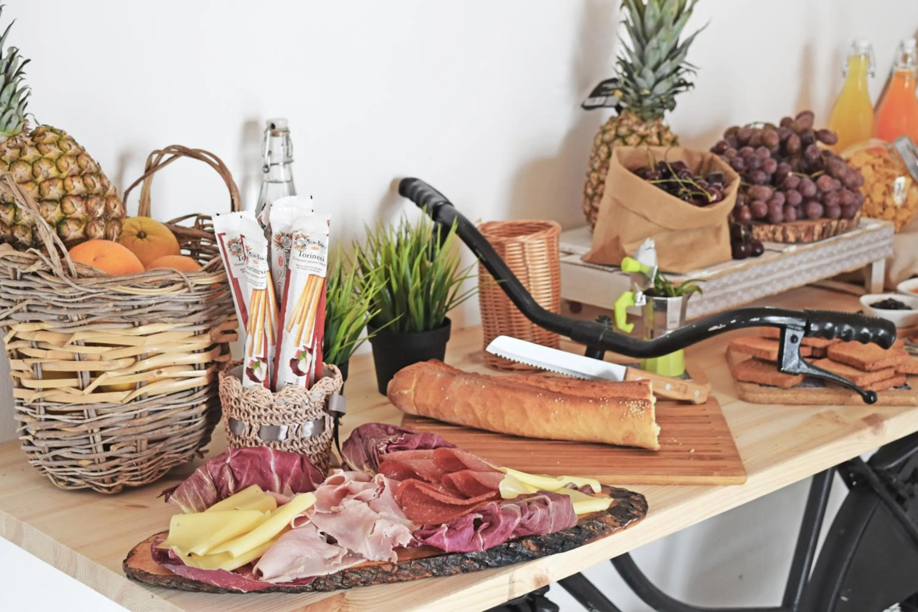 Food and drinks in Antico Borgo dei Templi