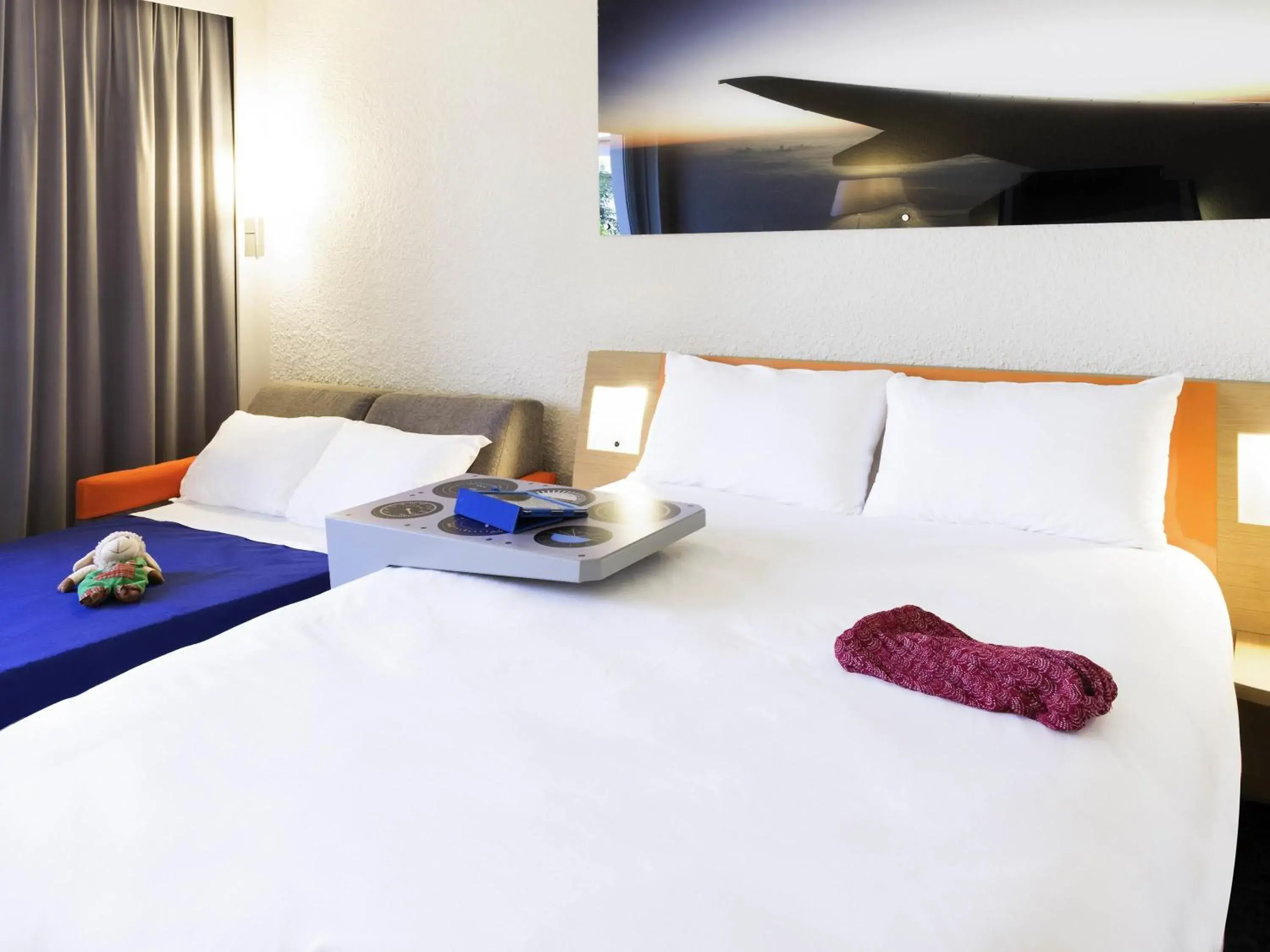 Standard Family Room with One Double Bed and Sofa Bed in ibis Styles Marseille Aéroport Standard Family Room with One Double Bed and Sofa Bed in ibis Styles Marseille Aéroport