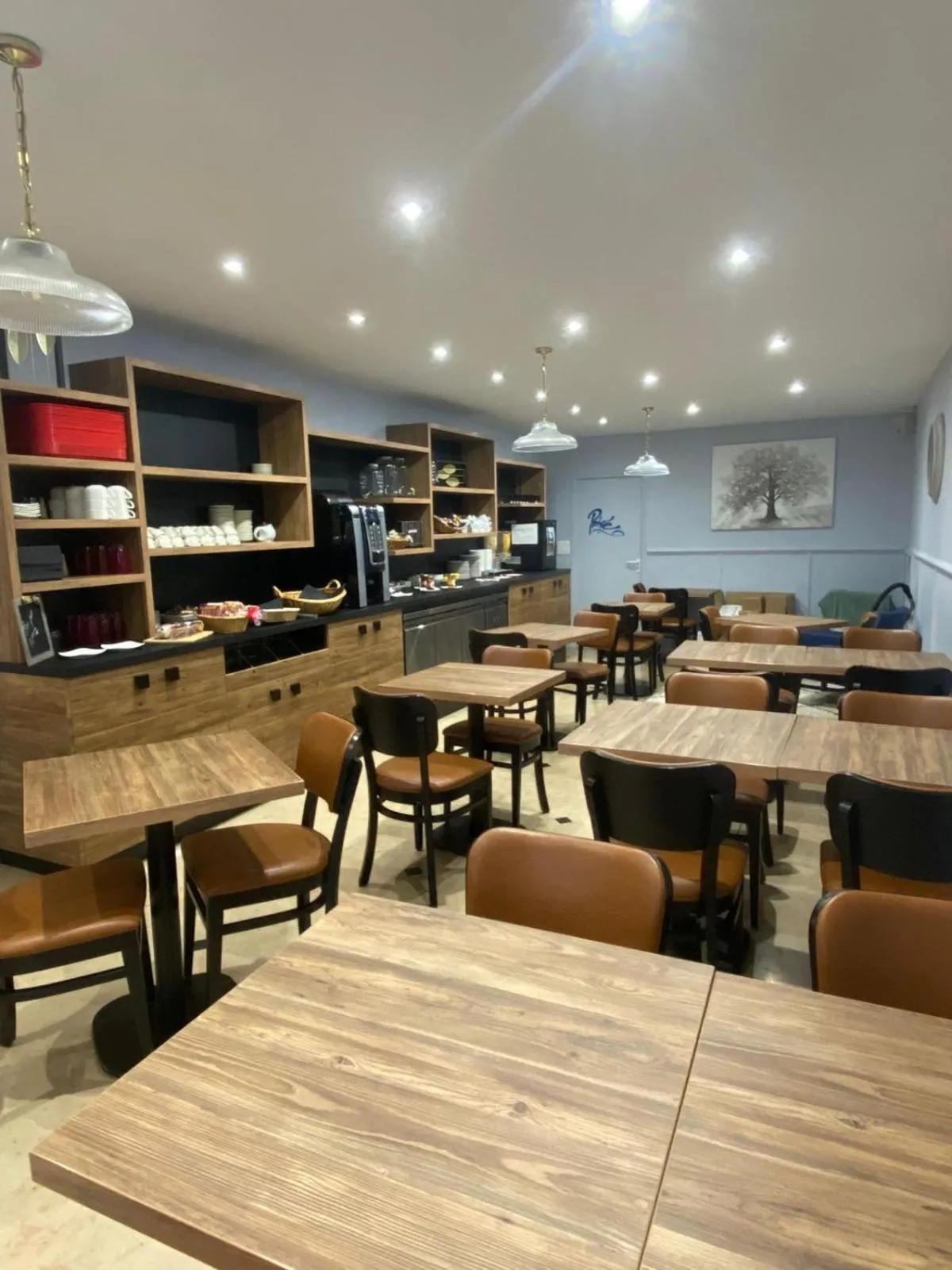 Breakfast in Logis Grand Hôtel De L'Europe