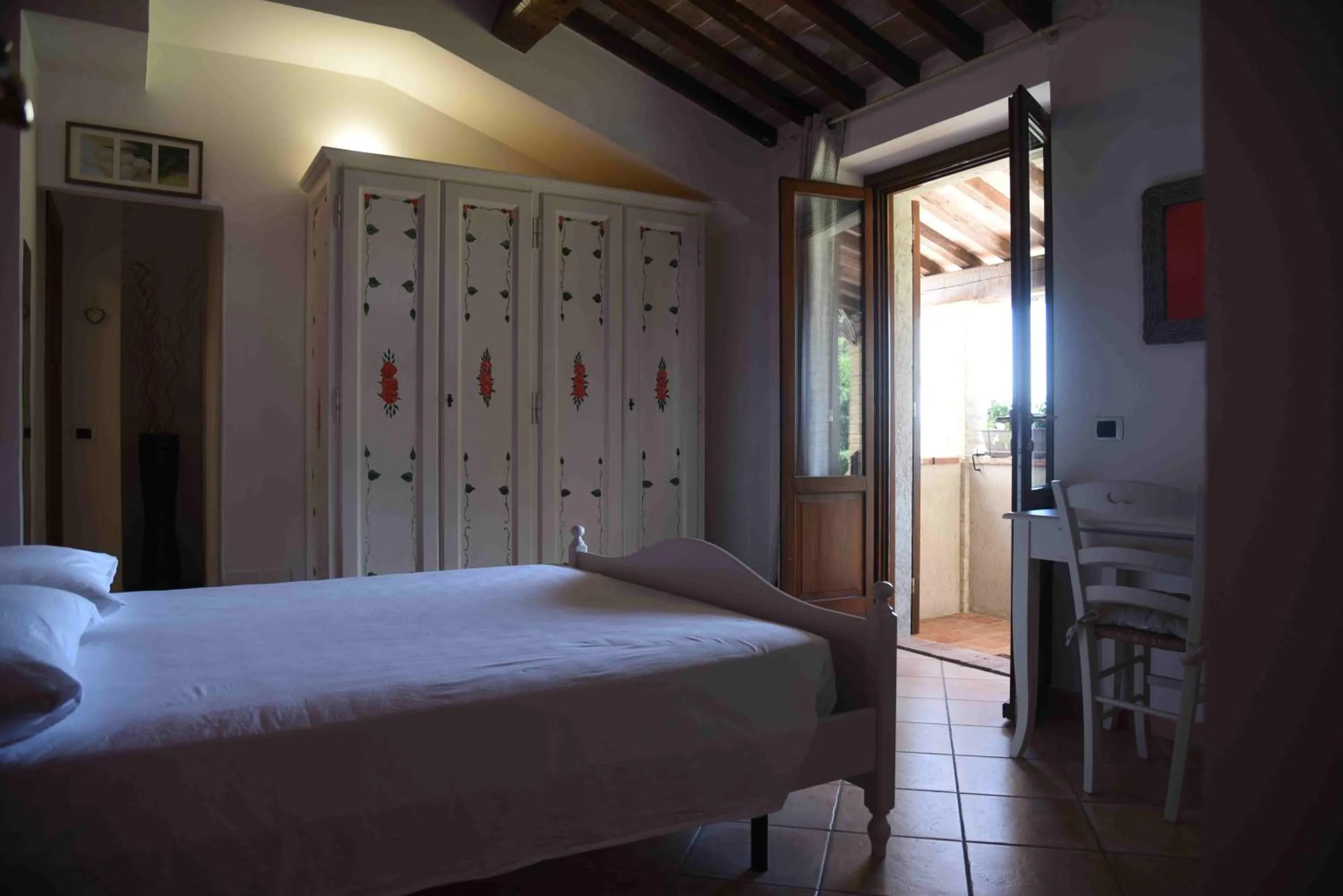 Photo of the whole room, Bed in Casale Mille e una Notte