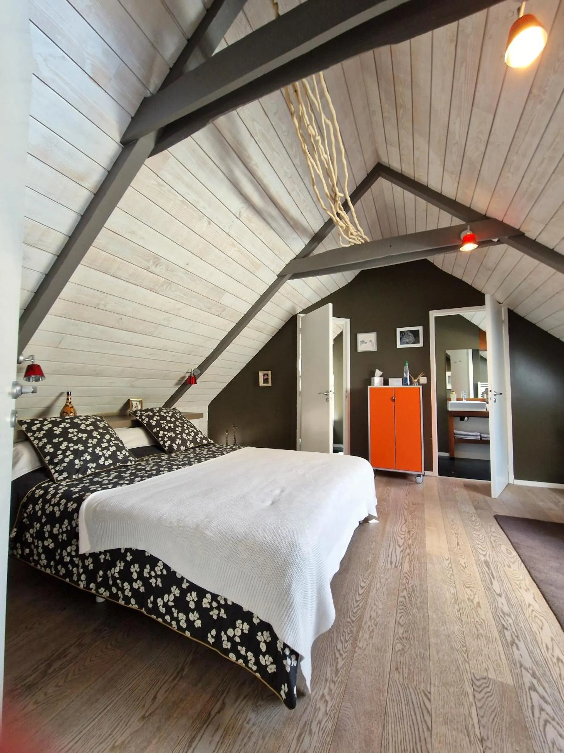 Bedroom, Bed in LONGERE DE NIVINEN