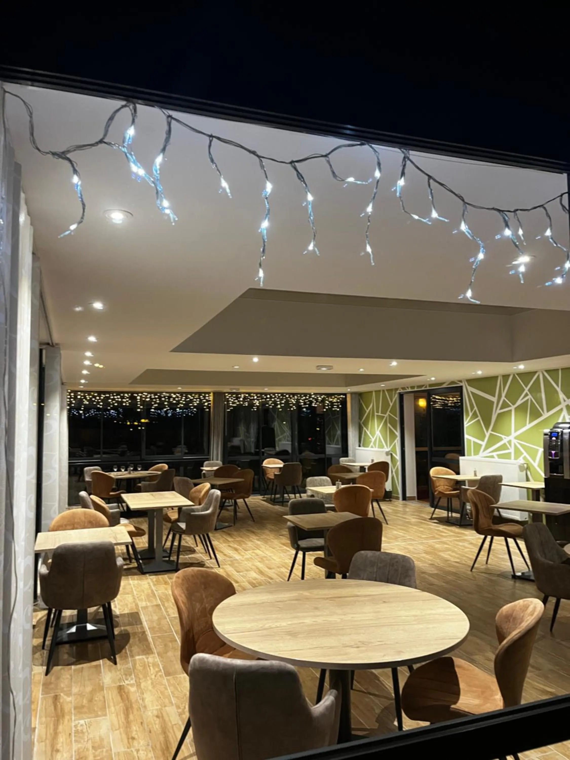 Restaurant/places to eat in Le Pavillon de Rouen