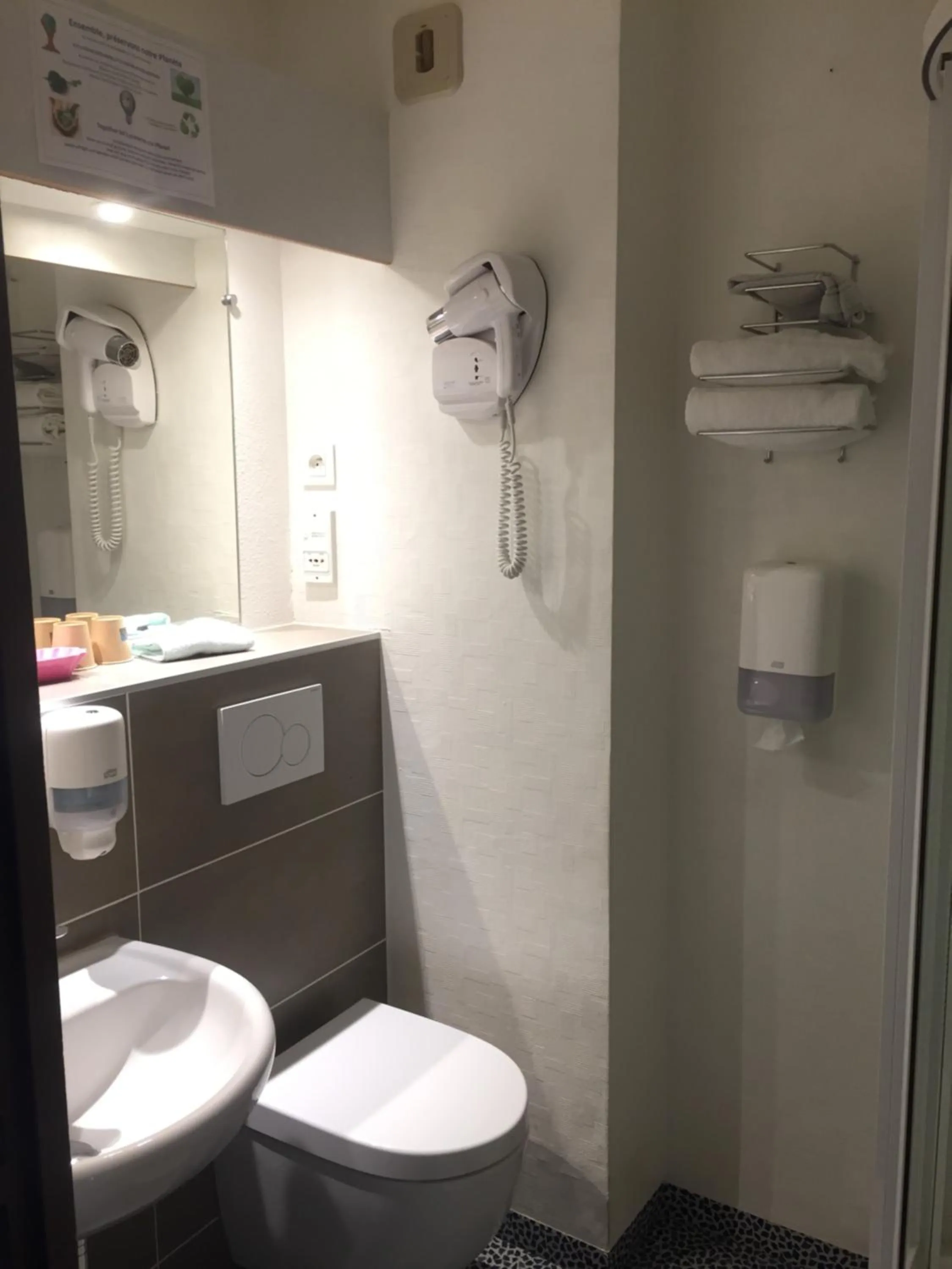 Property building in Le Pavillon de Rouen