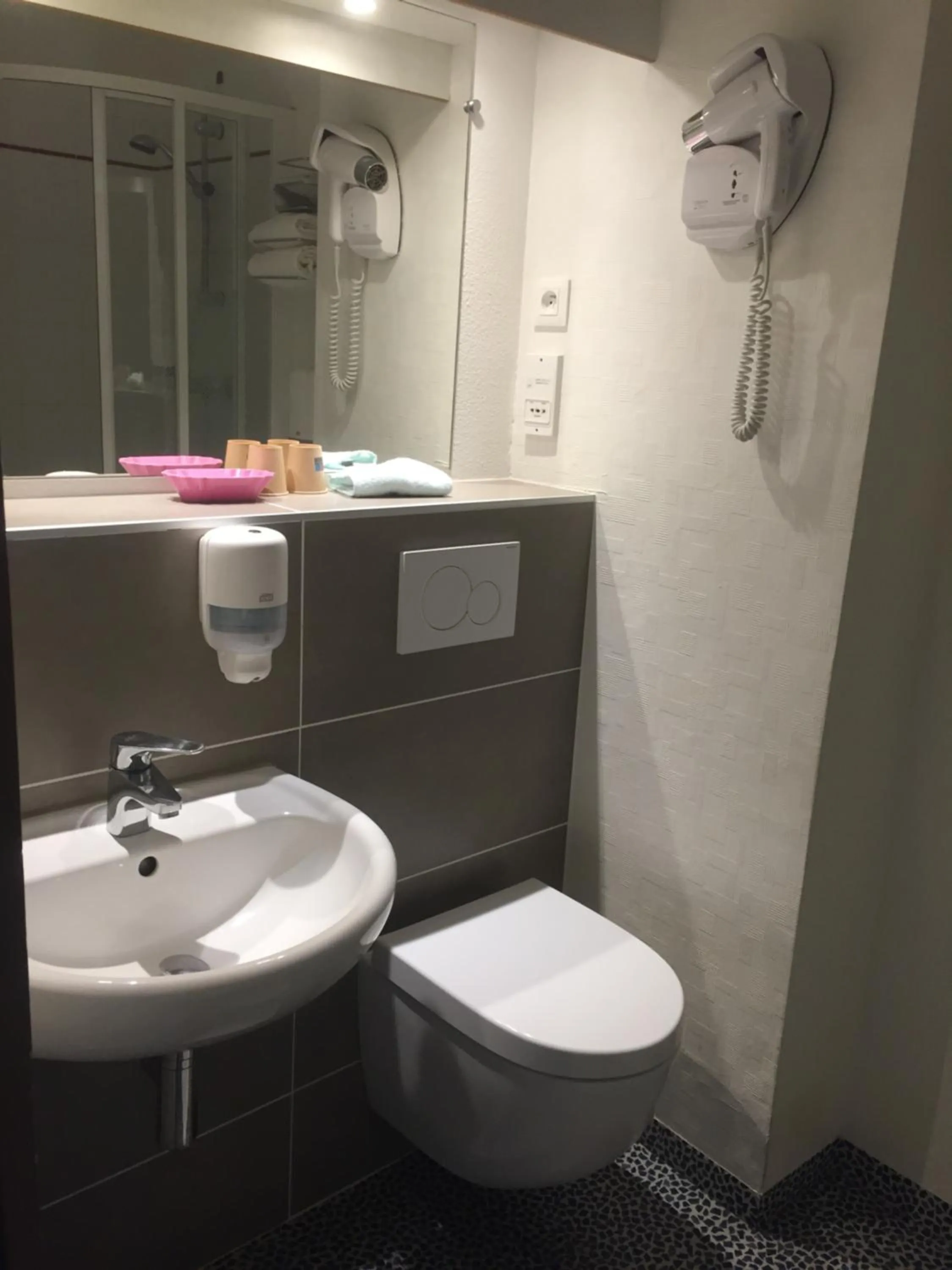 Property building in Le Pavillon de Rouen