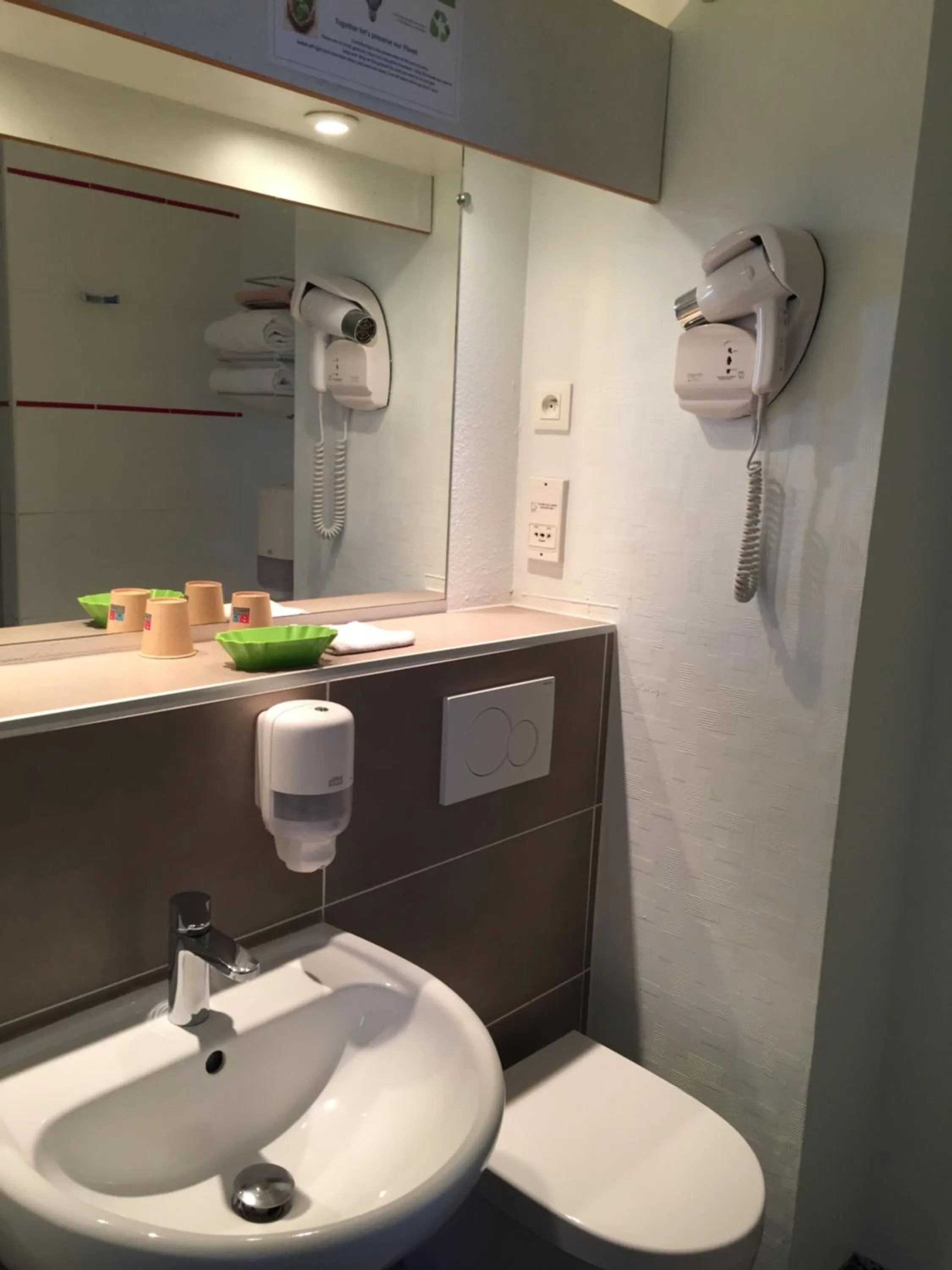 Property building in Le Pavillon de Rouen