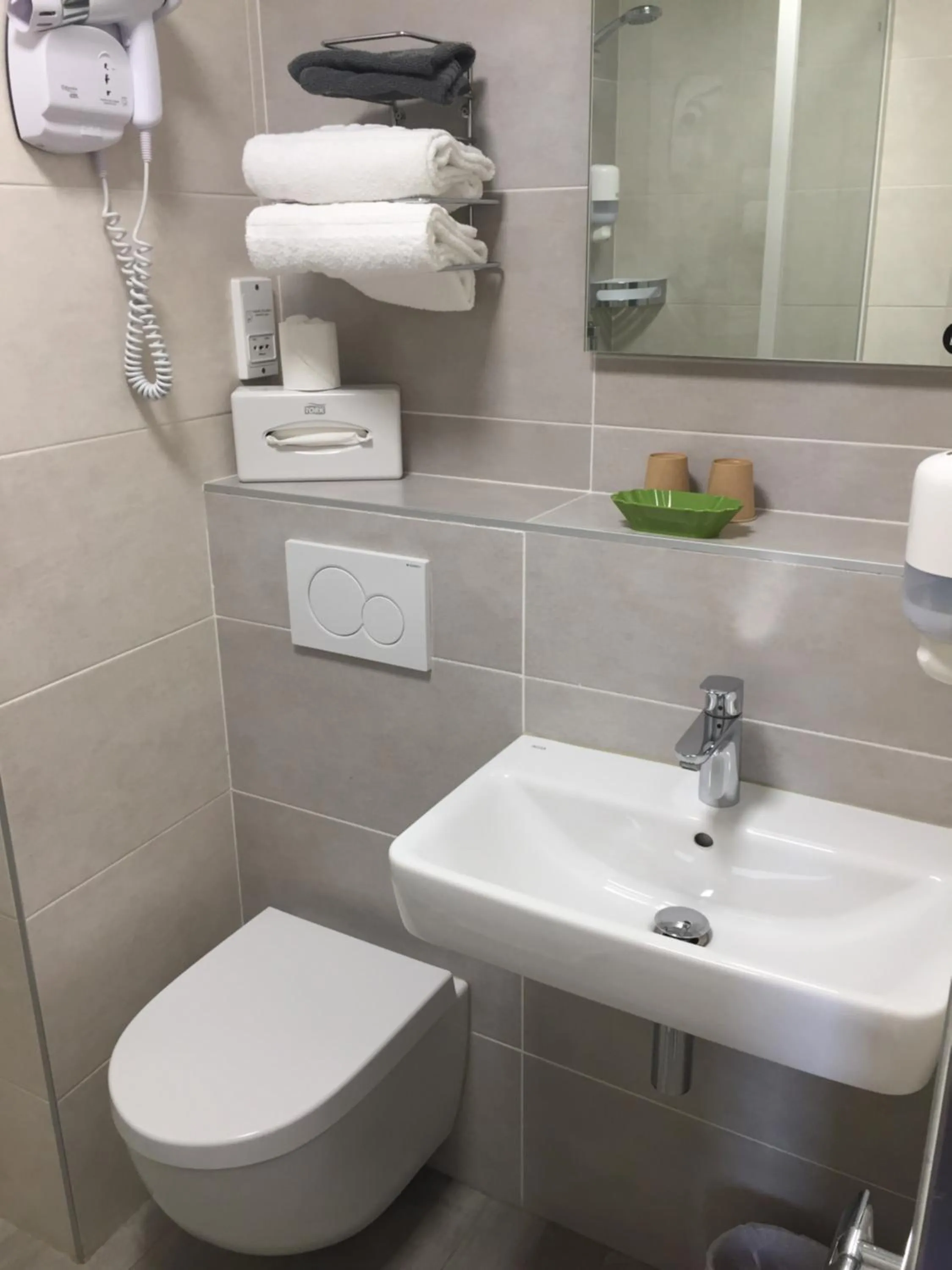 Property building in Le Pavillon de Rouen