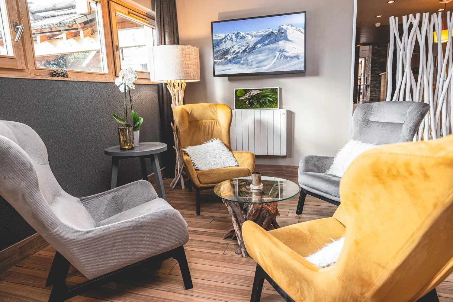 Lounge or bar in Le Grand Aigle Hotel & Spa****