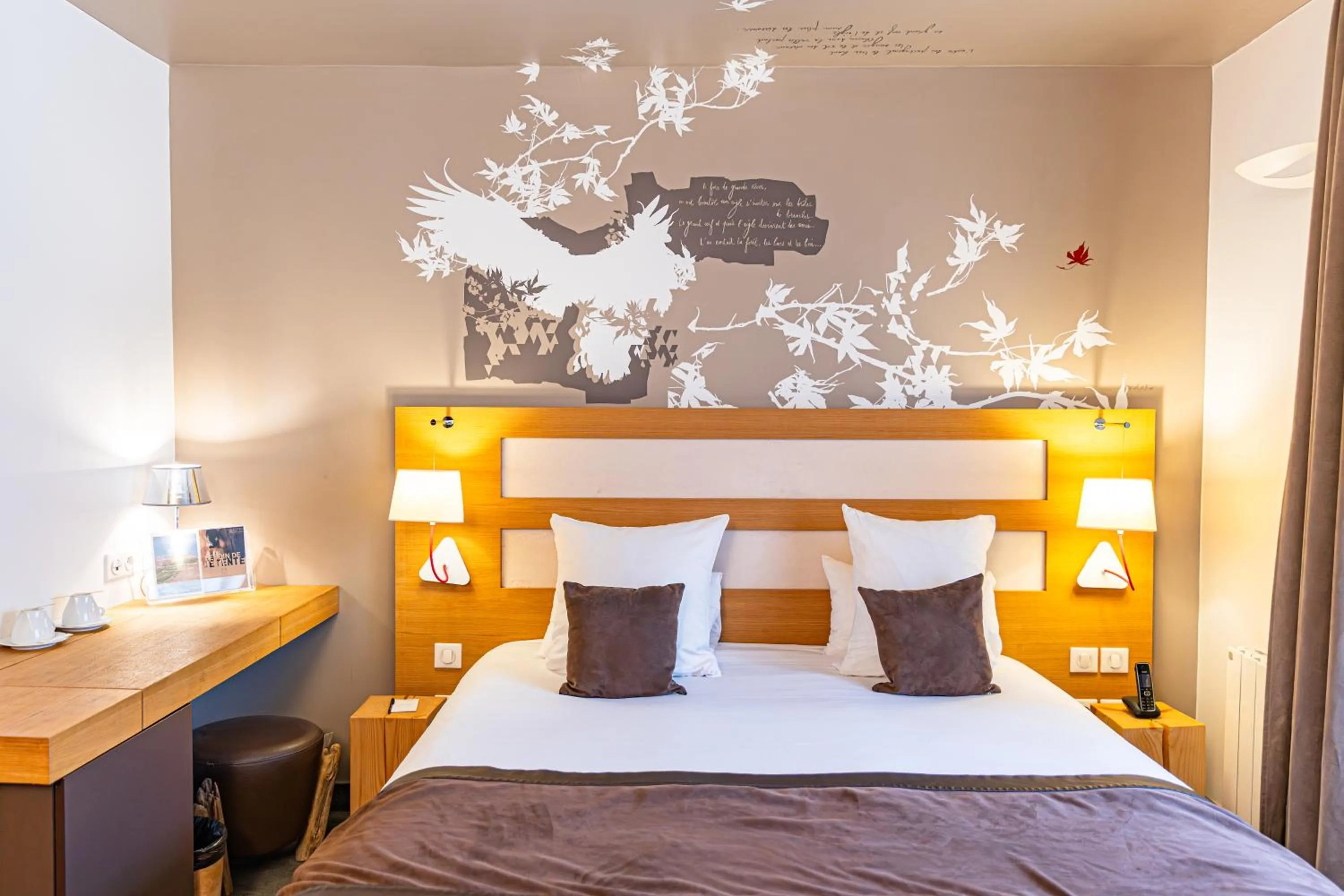 Bed in Le Grand Aigle Hotel & Spa****