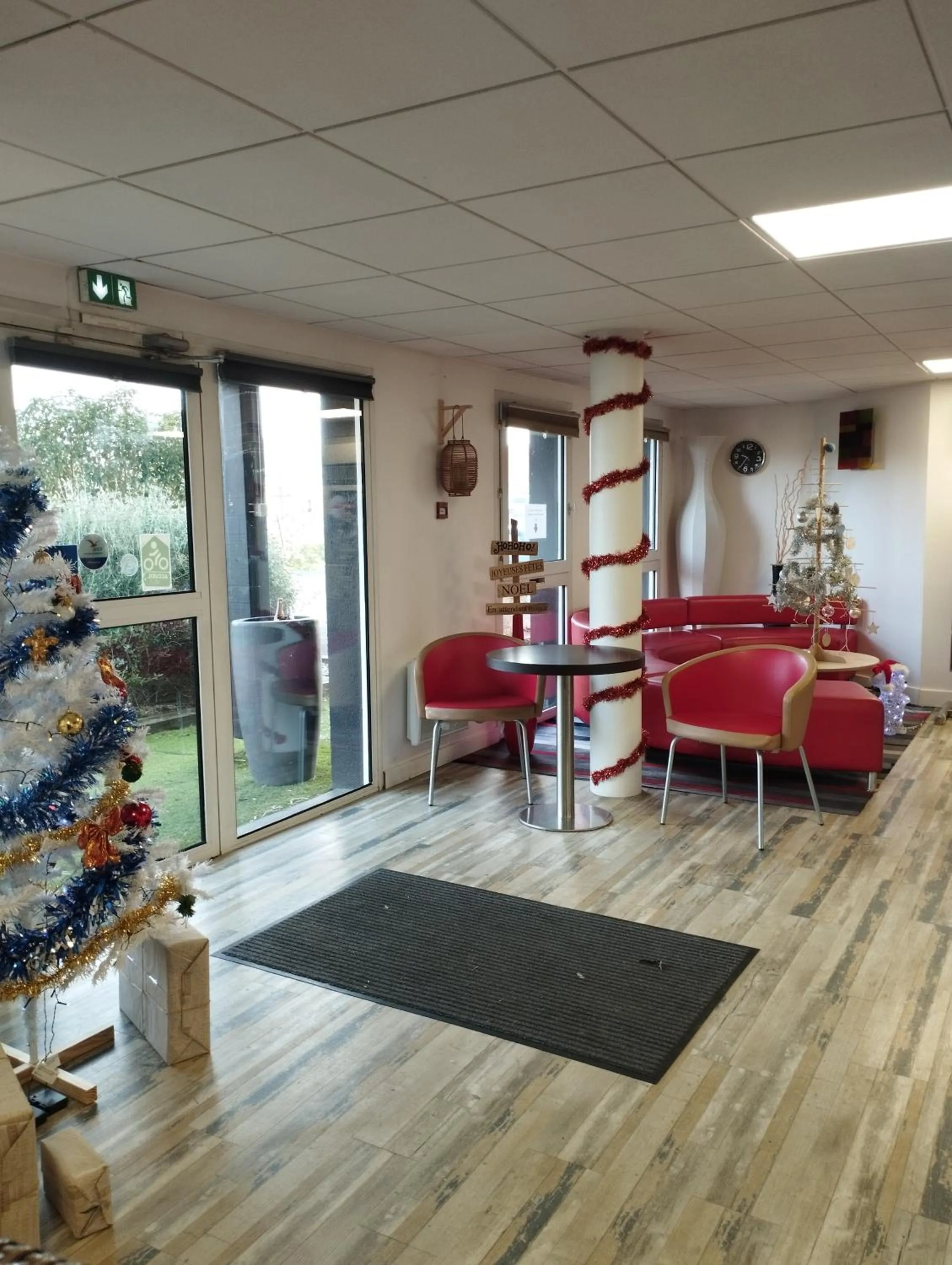 Lobby or reception in Kyriad Direct Agen