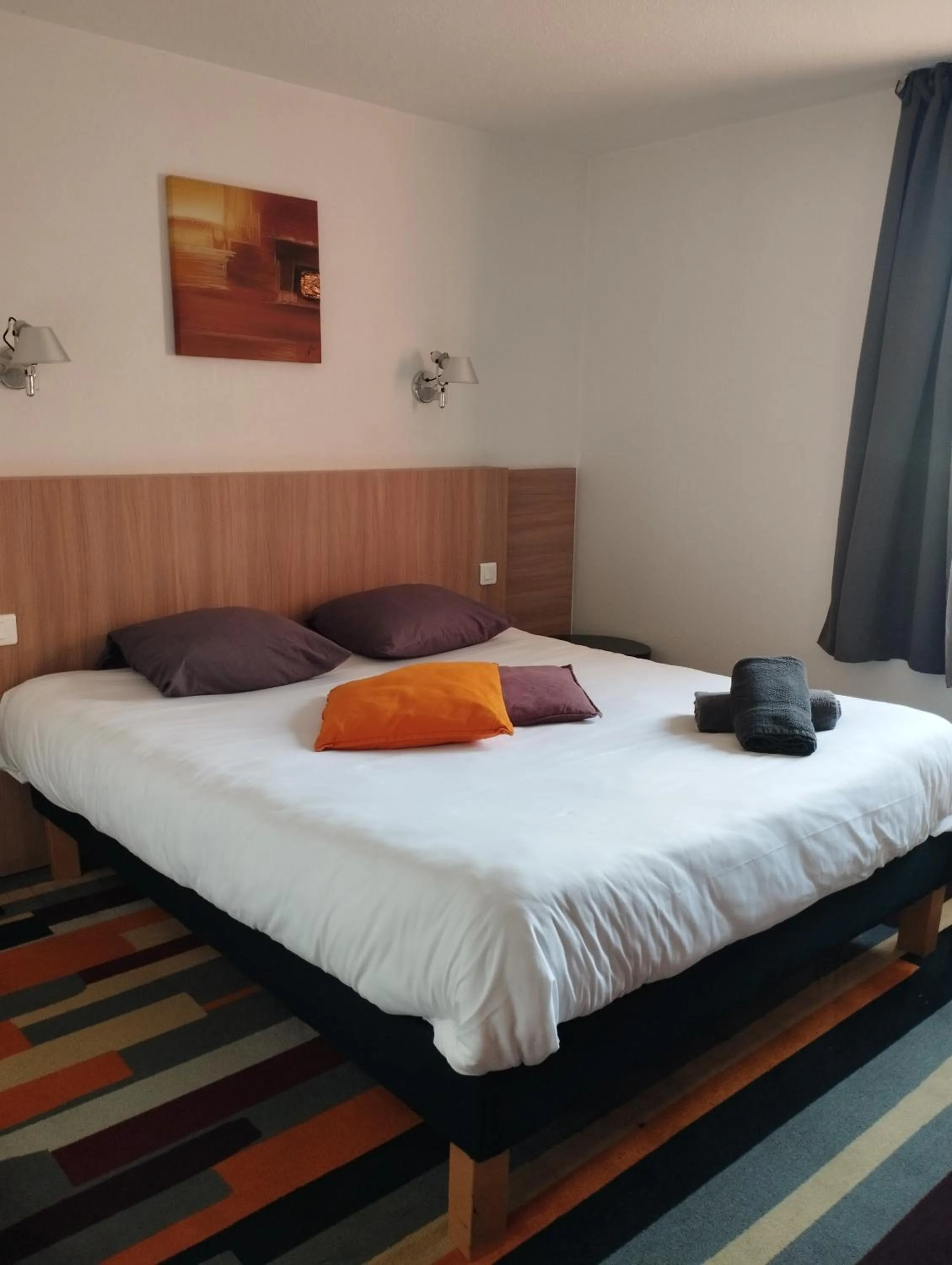 Bed in Kyriad Direct Agen