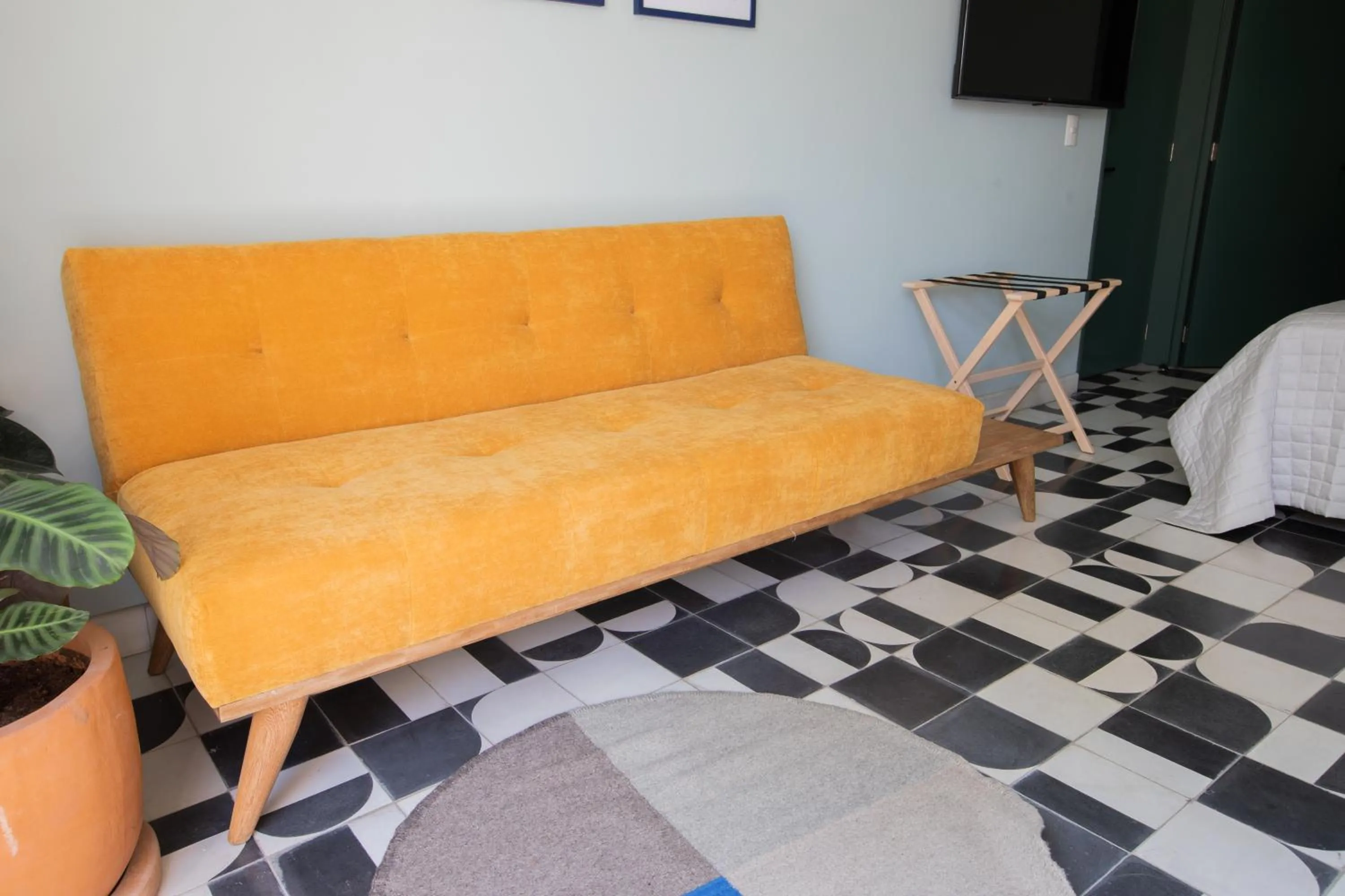 Casa Ixaya by Barrio México