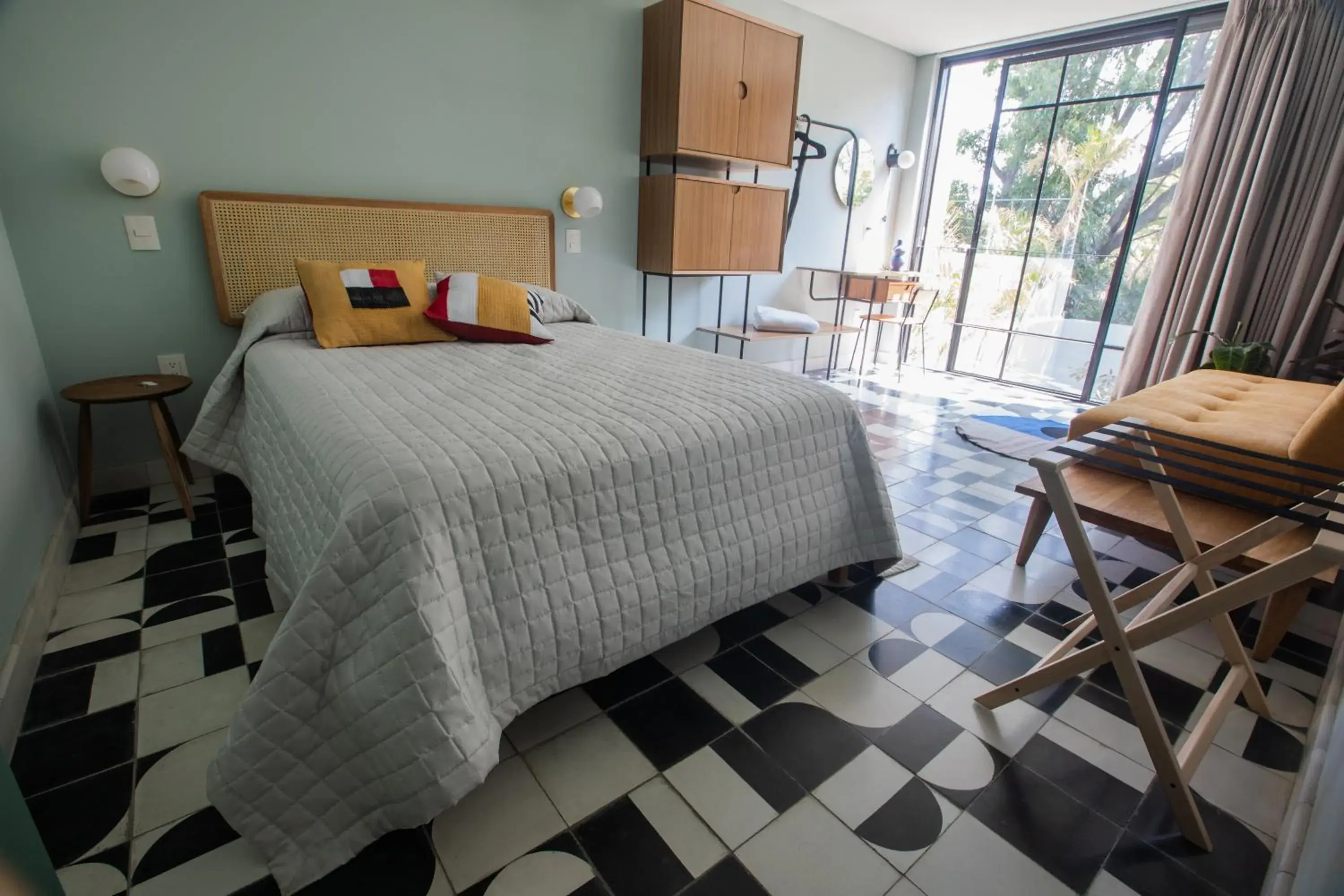 Standard Triple Room - single occupancy in Casa Ixaya by Barrio México Standard Triple Room - single occupancy in Casa Ixaya by Barrio México