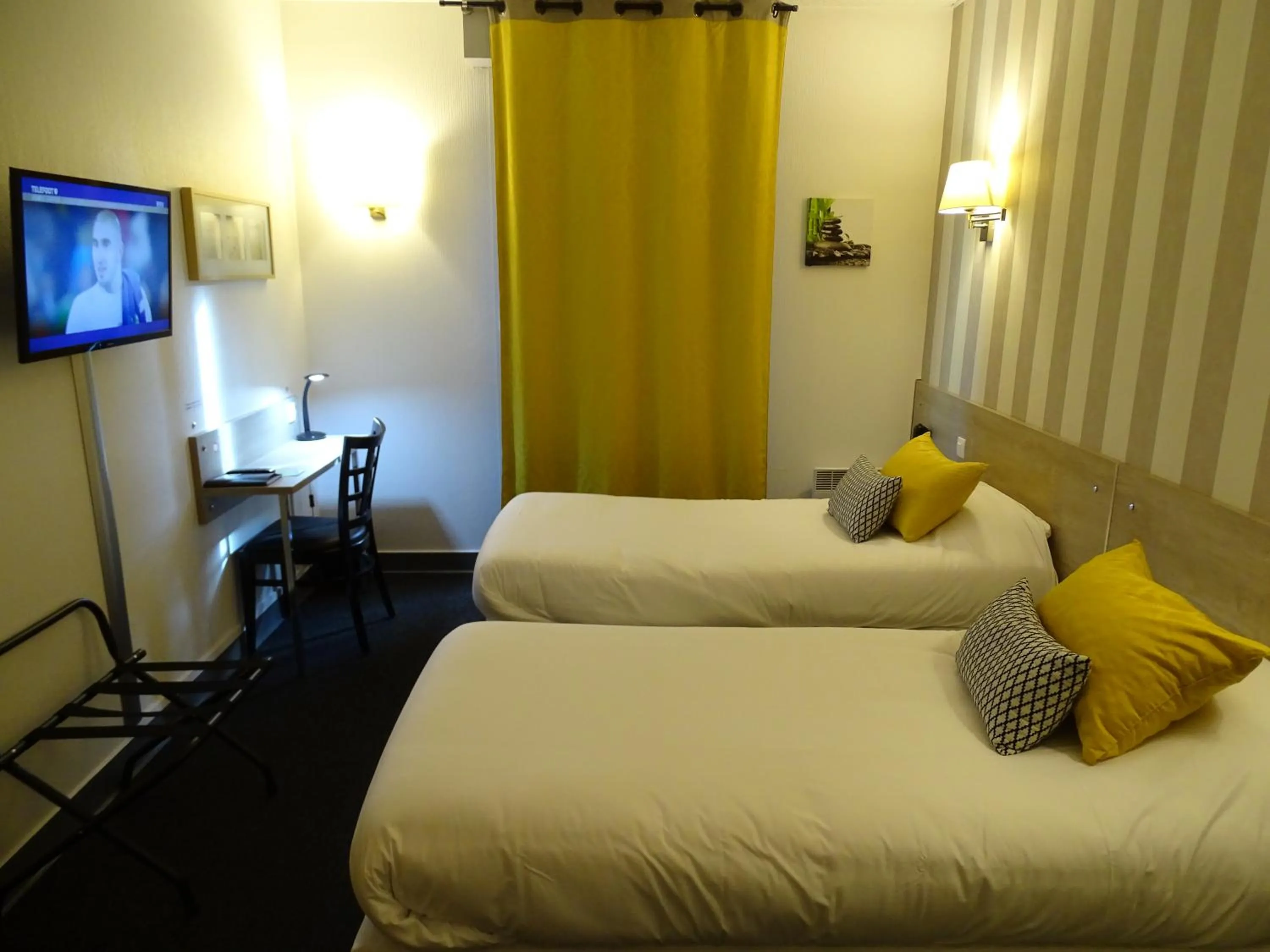 Bedroom, Bed in Sure Hotel by Best Western Angouleme
