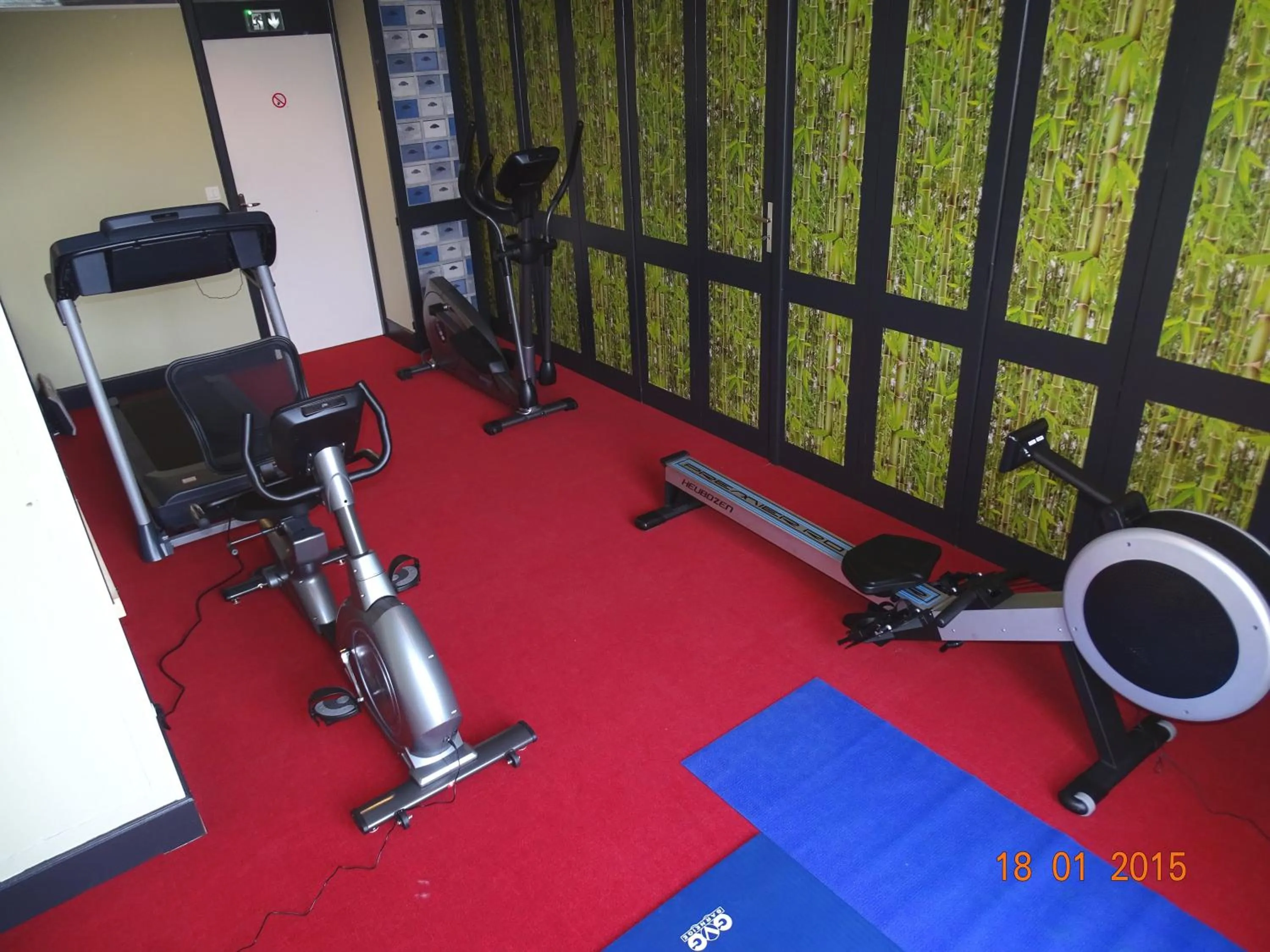 Fitness centre/facilities in Sure Hotel by Best Western Angouleme