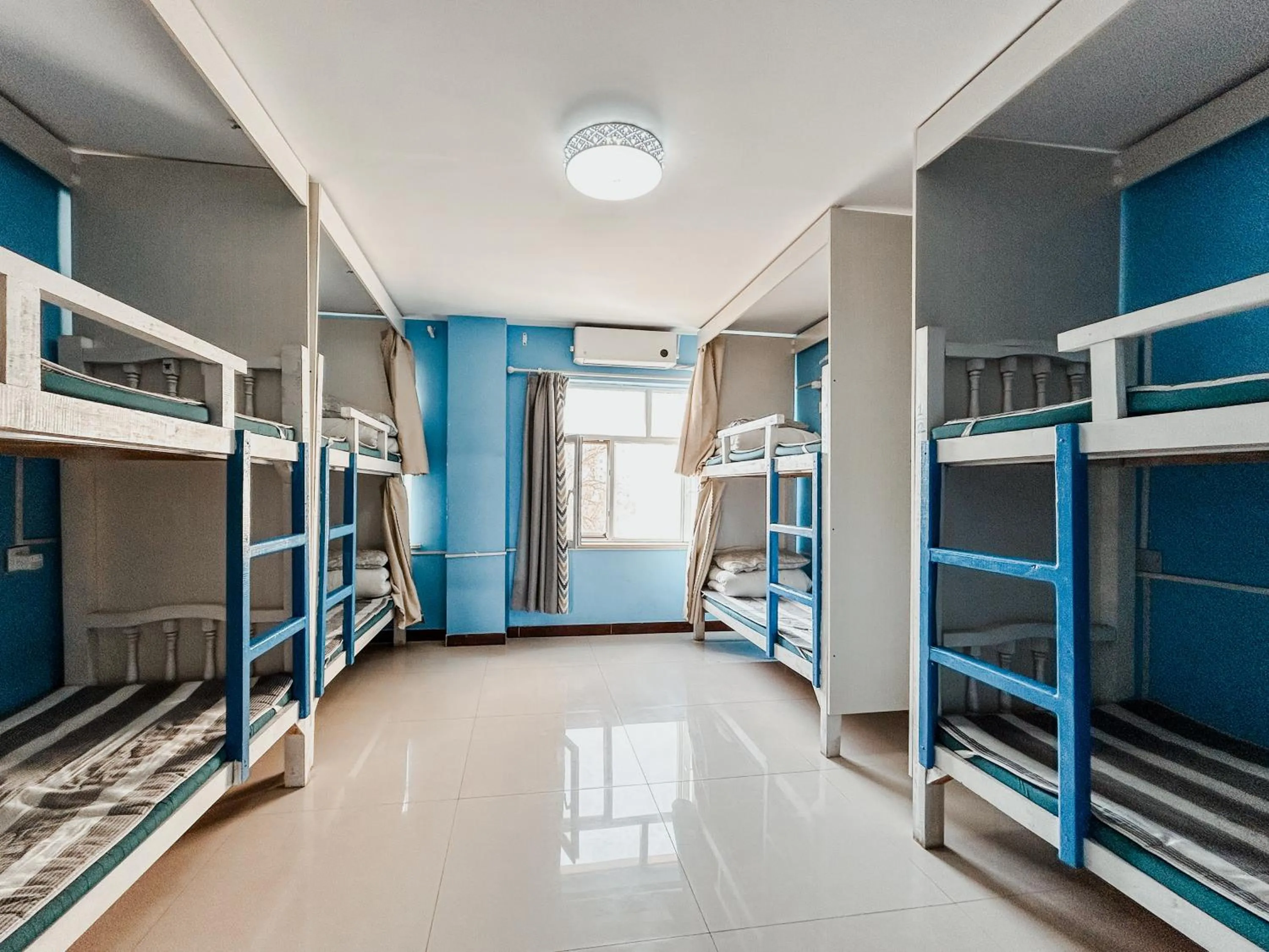 Bedroom, Bed in New Dap Hostel (in Grape Town)