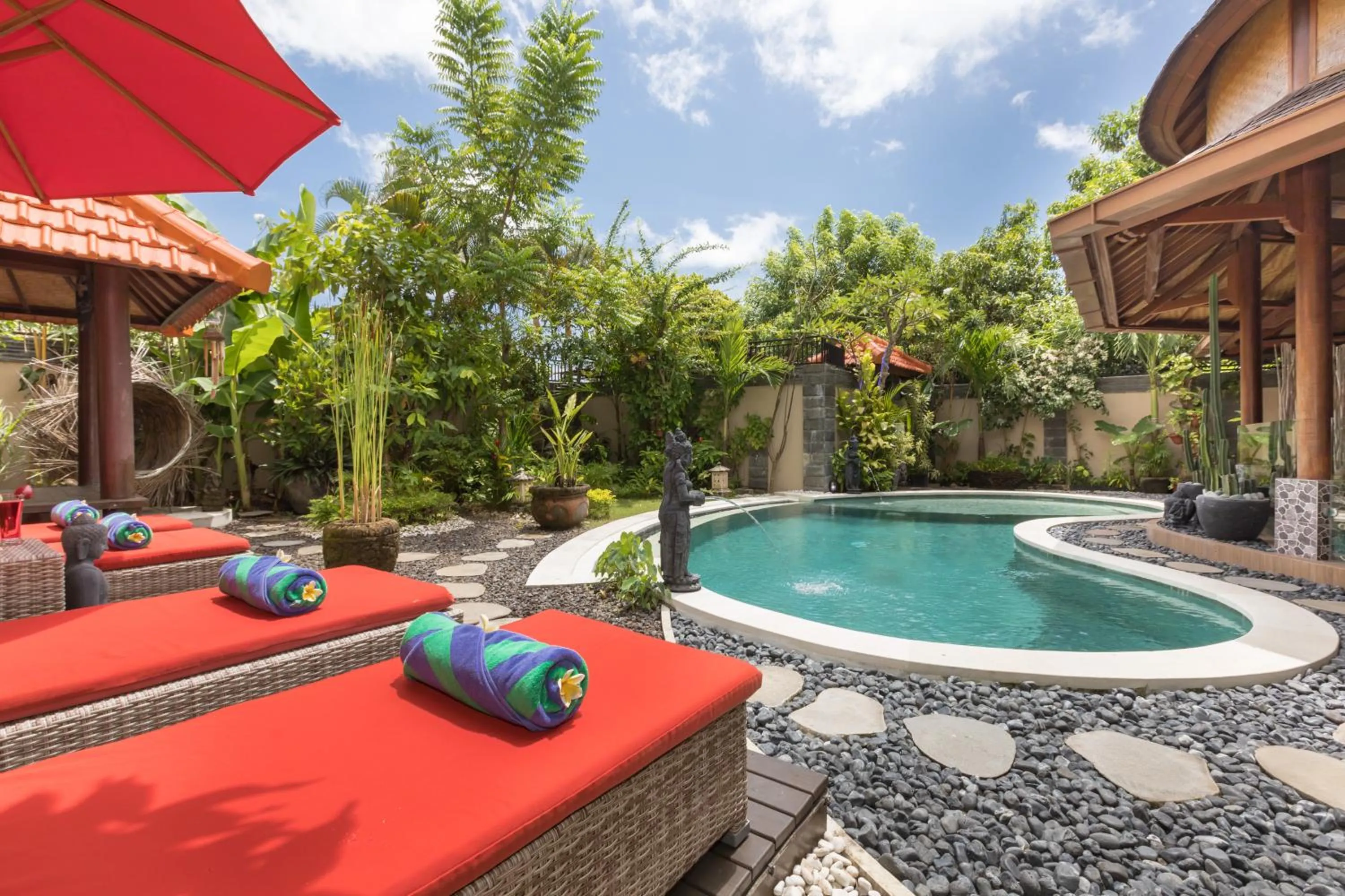 Swimming pool in Villa SoDe Balangan by Nagisa Bali