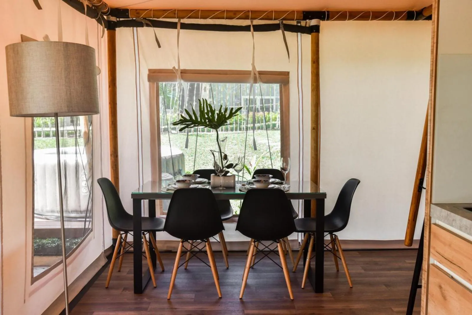 Dining area in The Park - Silang