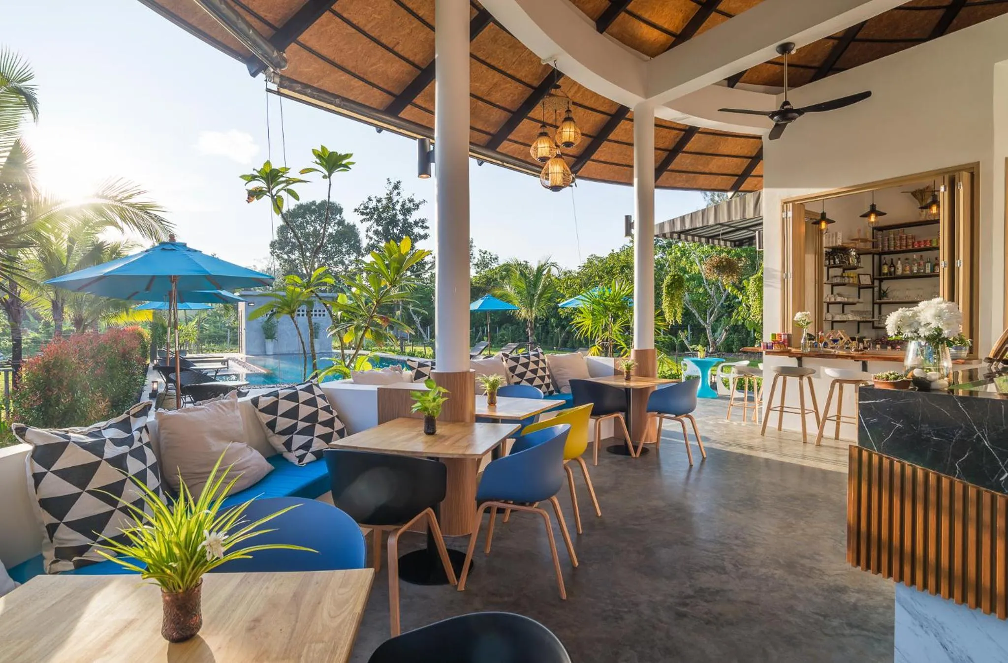 Restaurant/places to eat in Aonang Eco Villa
