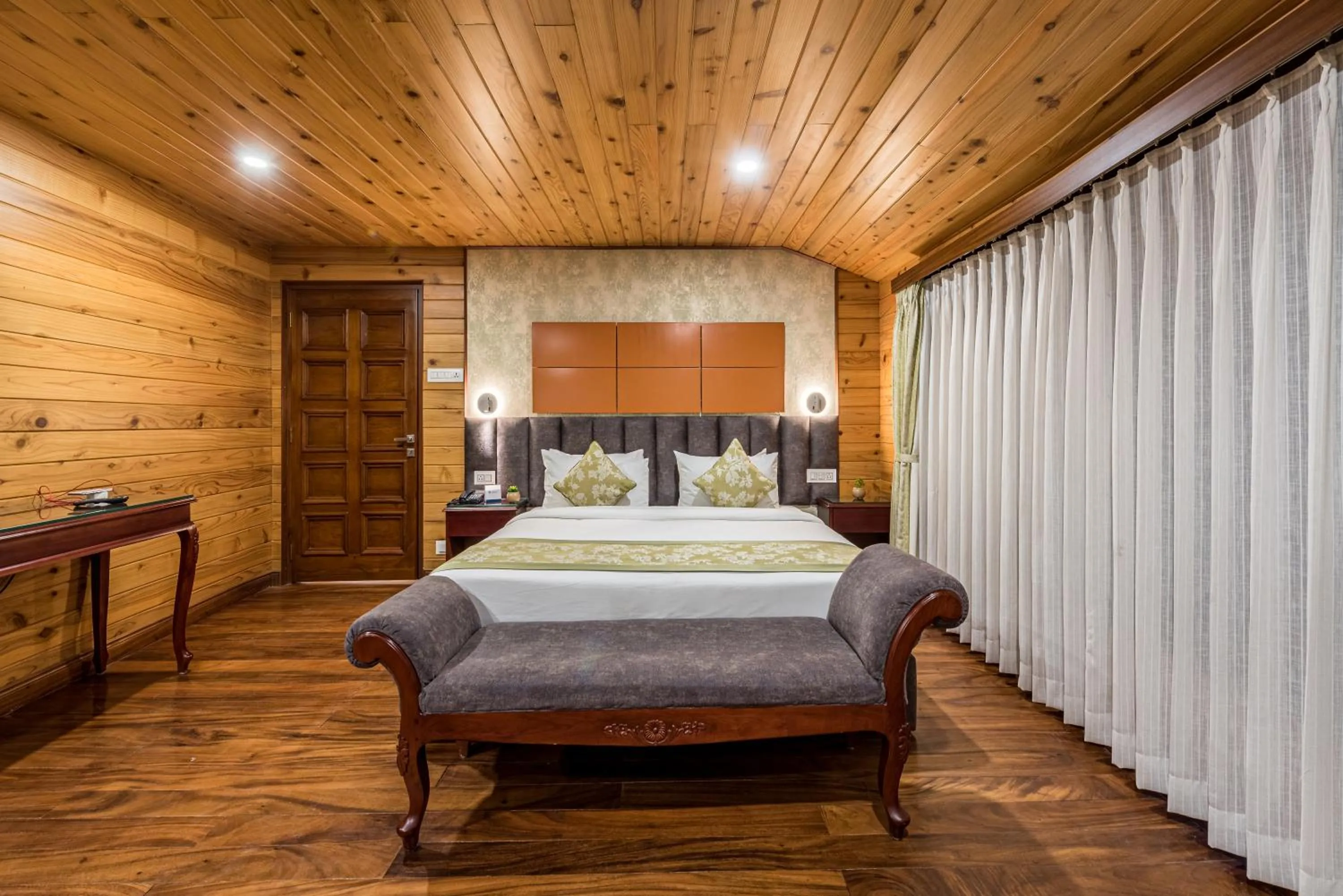 Photo of the whole room in Udaan Dekeling Resort, Darjeeling