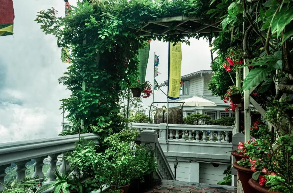 Property building in Udaan Dekeling Resort, Darjeeling