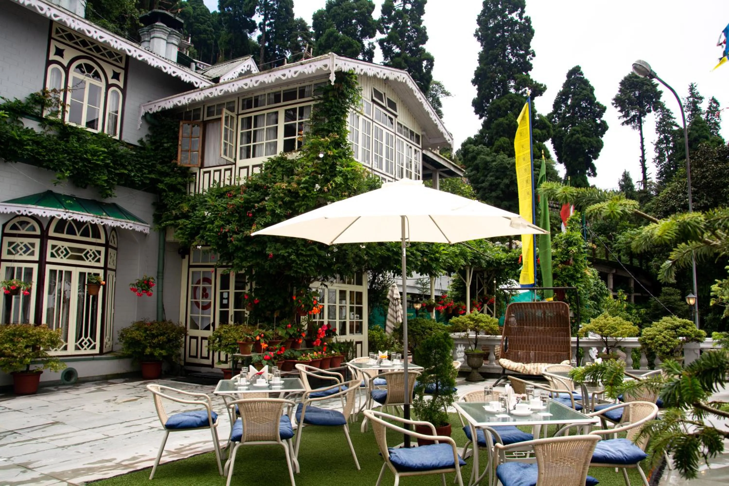 Property building in Udaan Dekeling Resort, Darjeeling