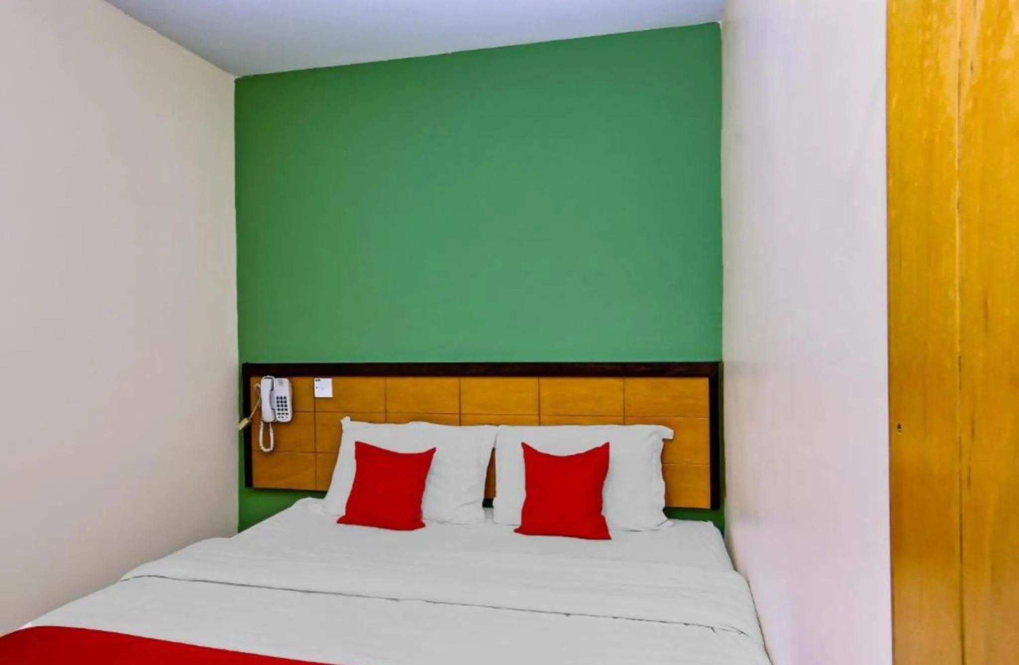 Bedroom, Bed in Holiday Mansion Inn Sibu