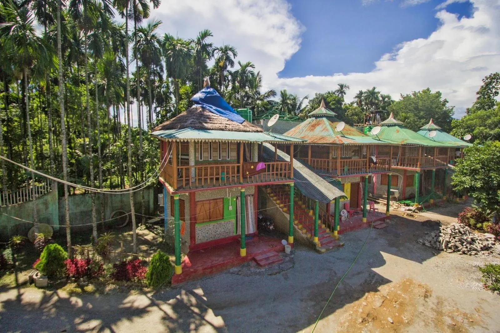 Facade/entrance in Hotel O 46691 Jaldapara Rhino Resort