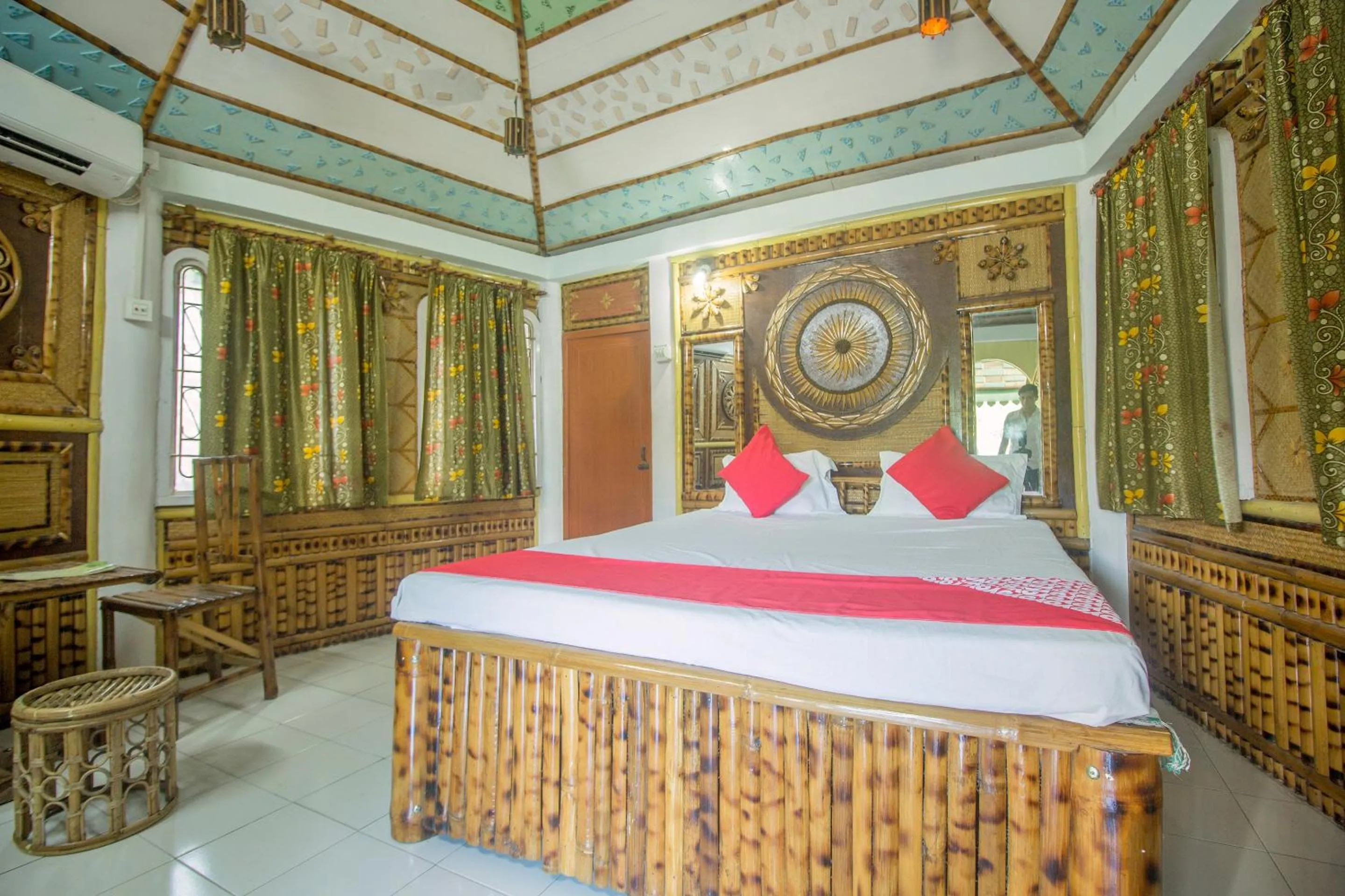 Bedroom, Bed in Hotel O 46691 Jaldapara Rhino Resort