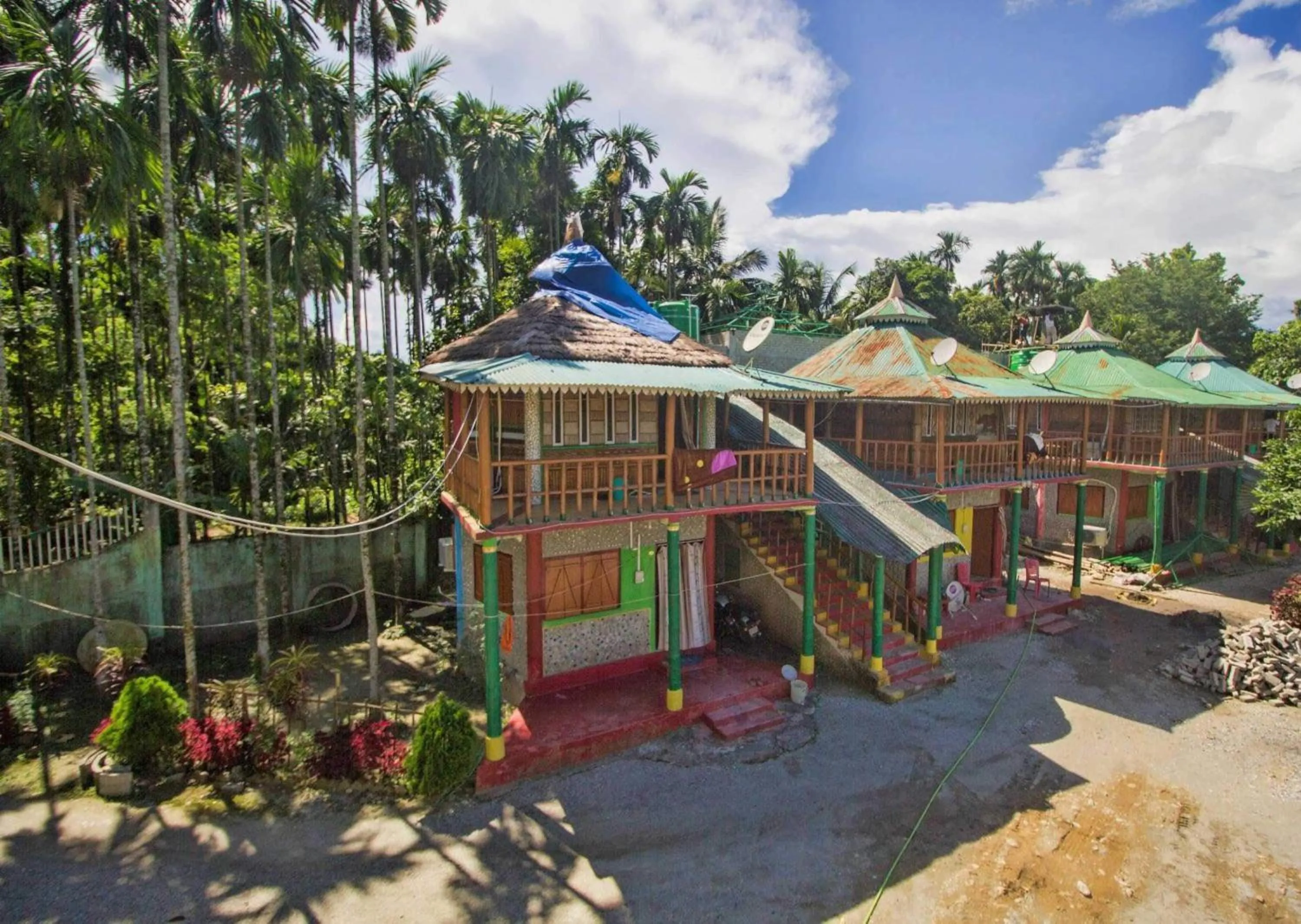 Facade/entrance in Hotel O 46691 Jaldapara Rhino Resort