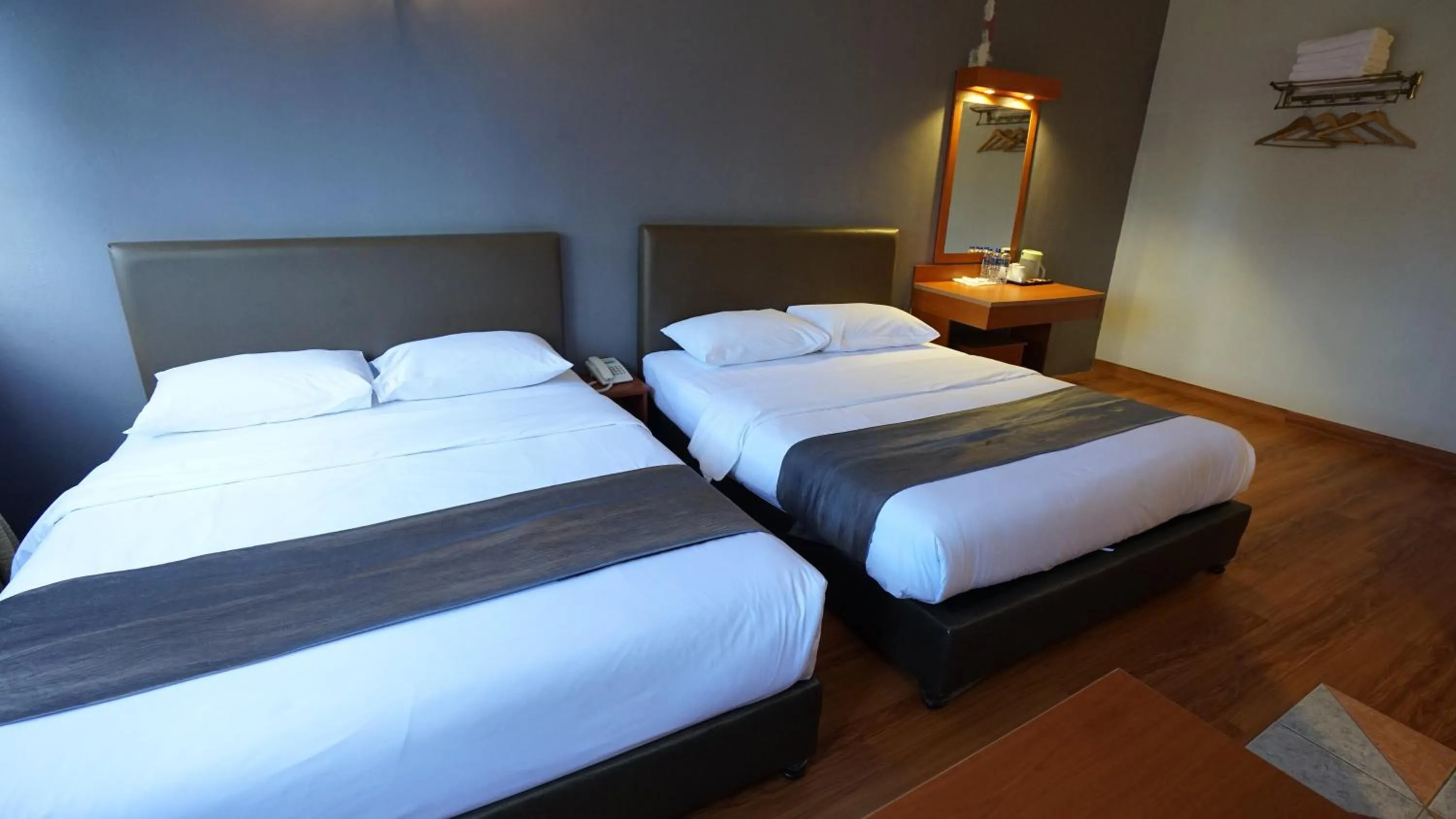 Bed in Zen Zeng Hotel