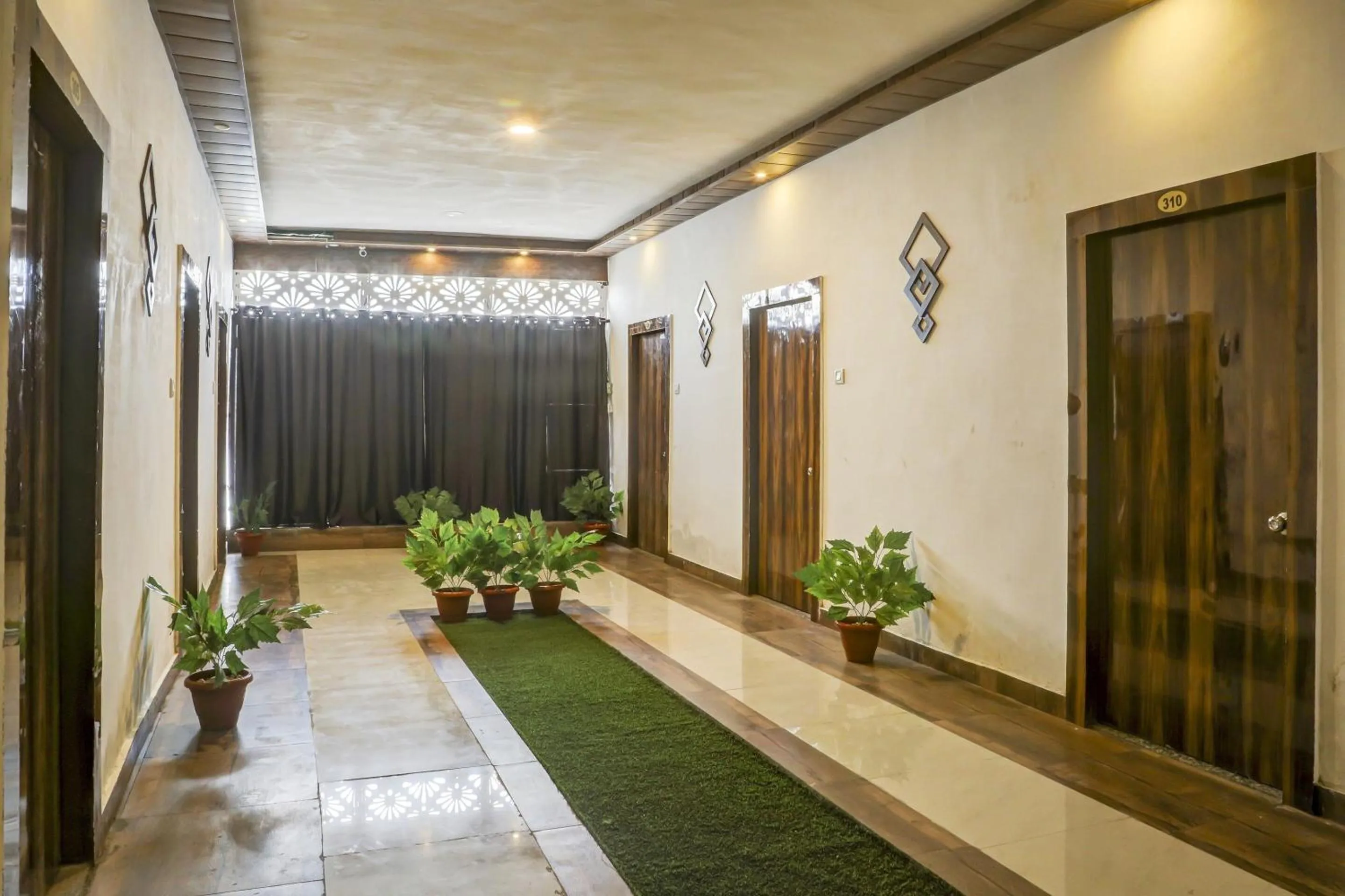 Lobby or reception in Hotel O Vip