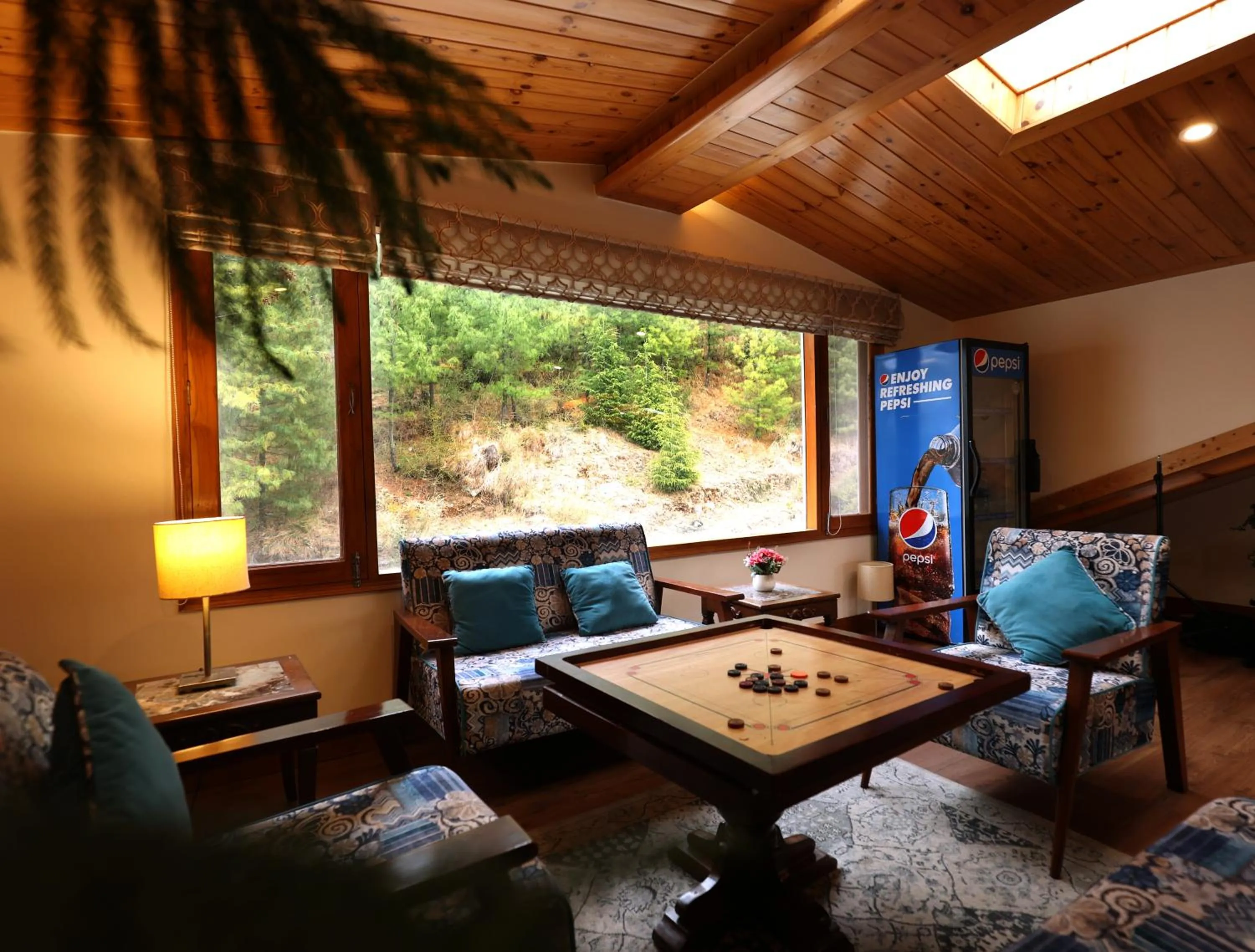 Lounge or bar in The Retreat Mashobra, Shimla