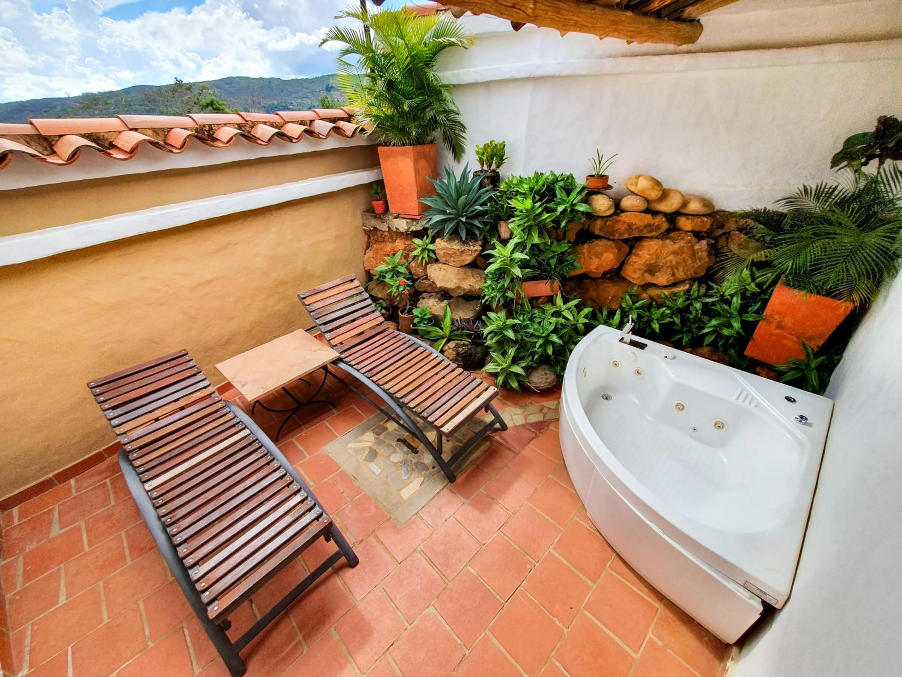 Hot Tub in Hotel Terra Barichara