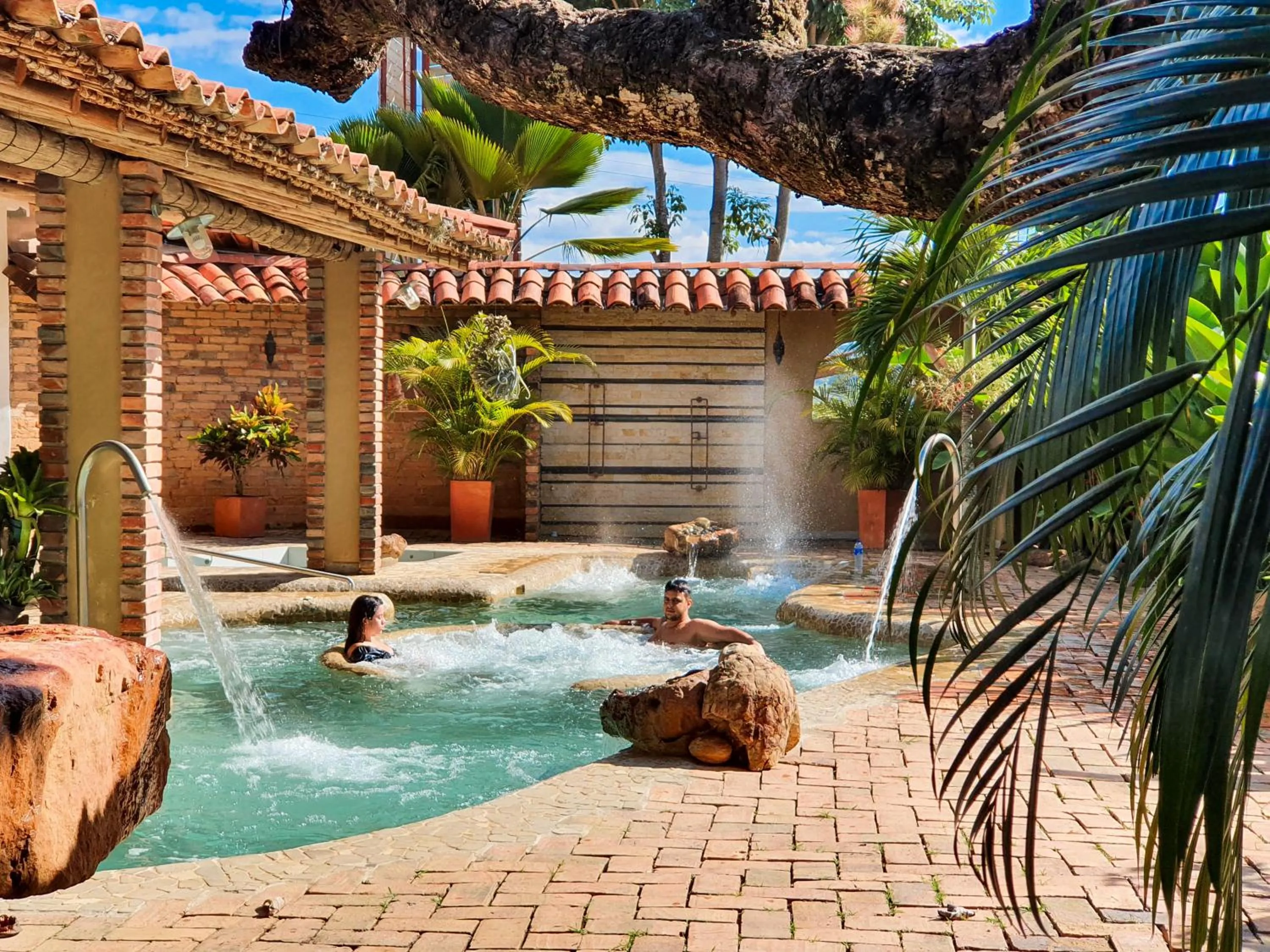 Hot Tub in Hotel Terra Barichara