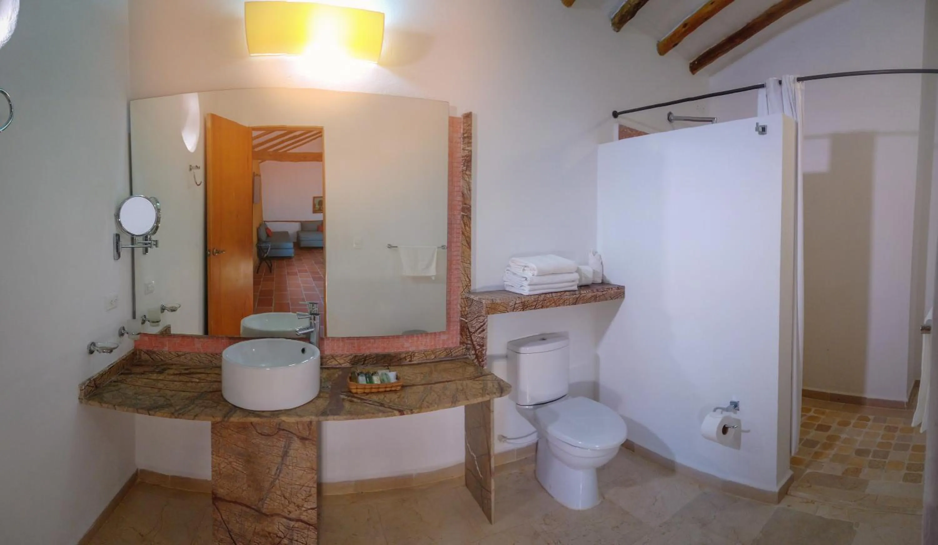 Bathroom in Hotel Terra Barichara