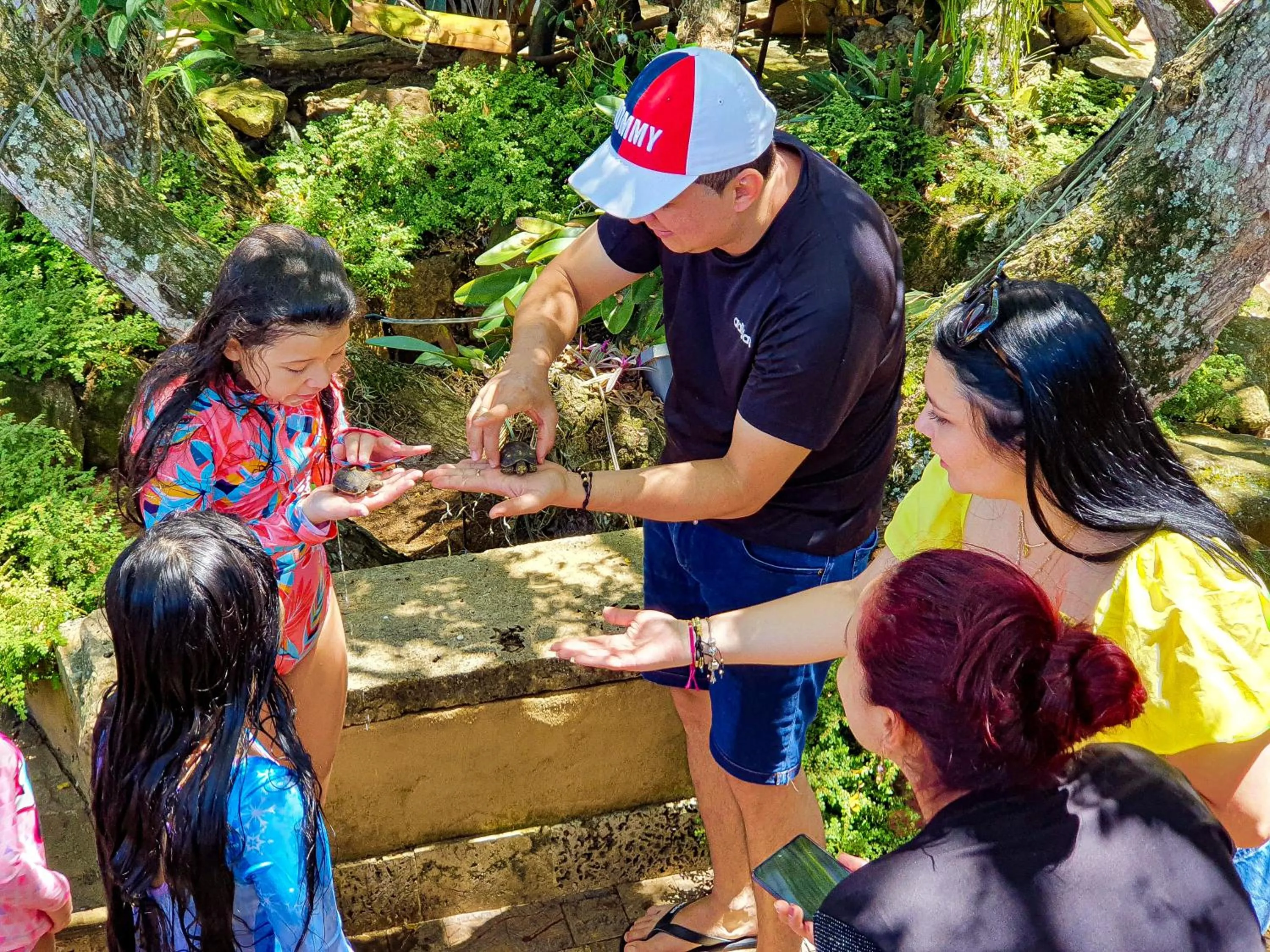 People in Hotel Terra Barichara