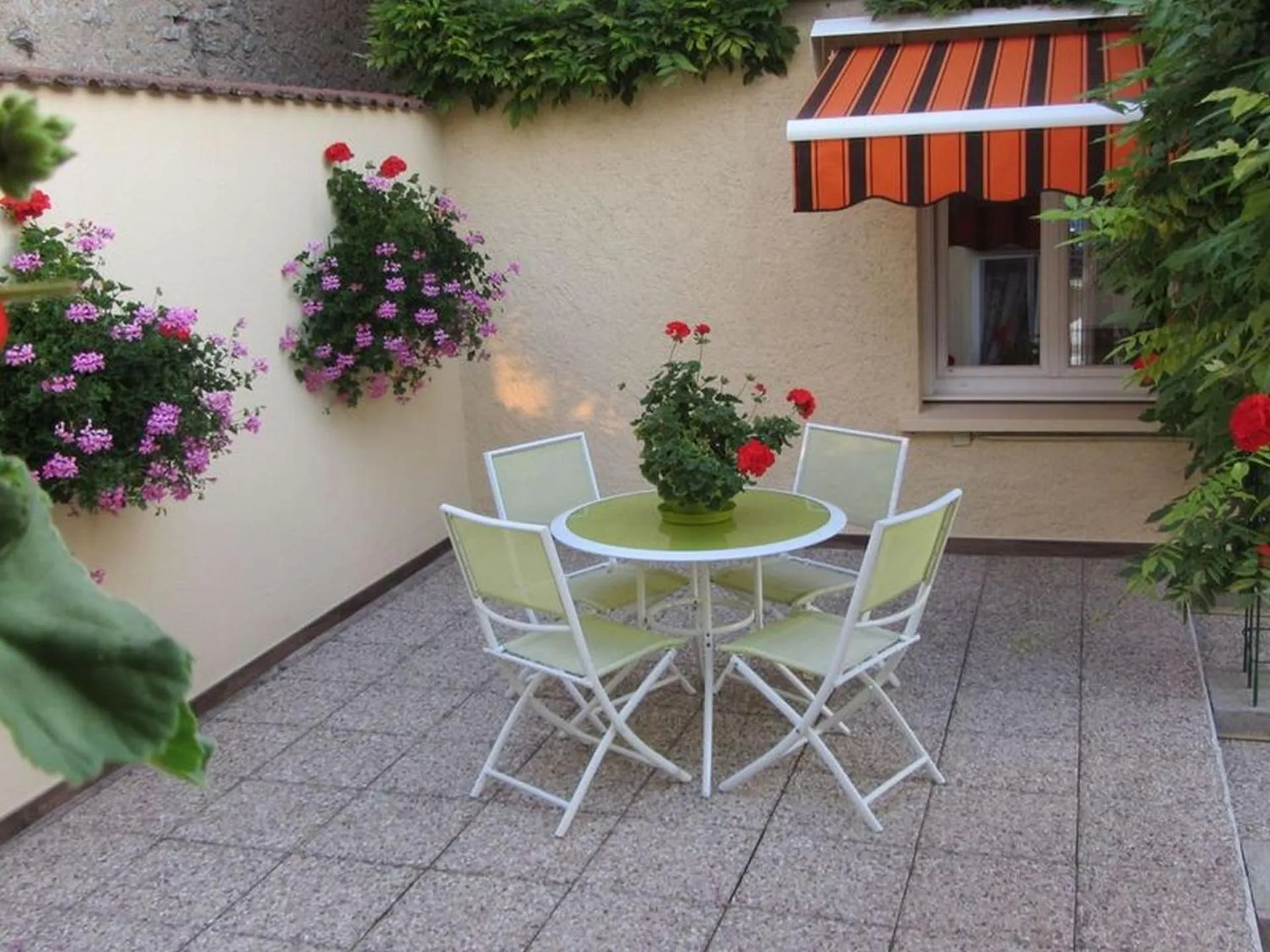 Patio in Les Glycines