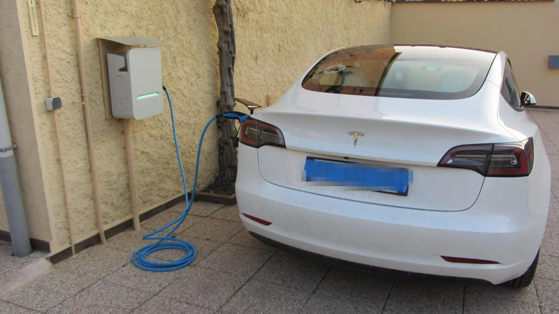 Parking in Les Glycines