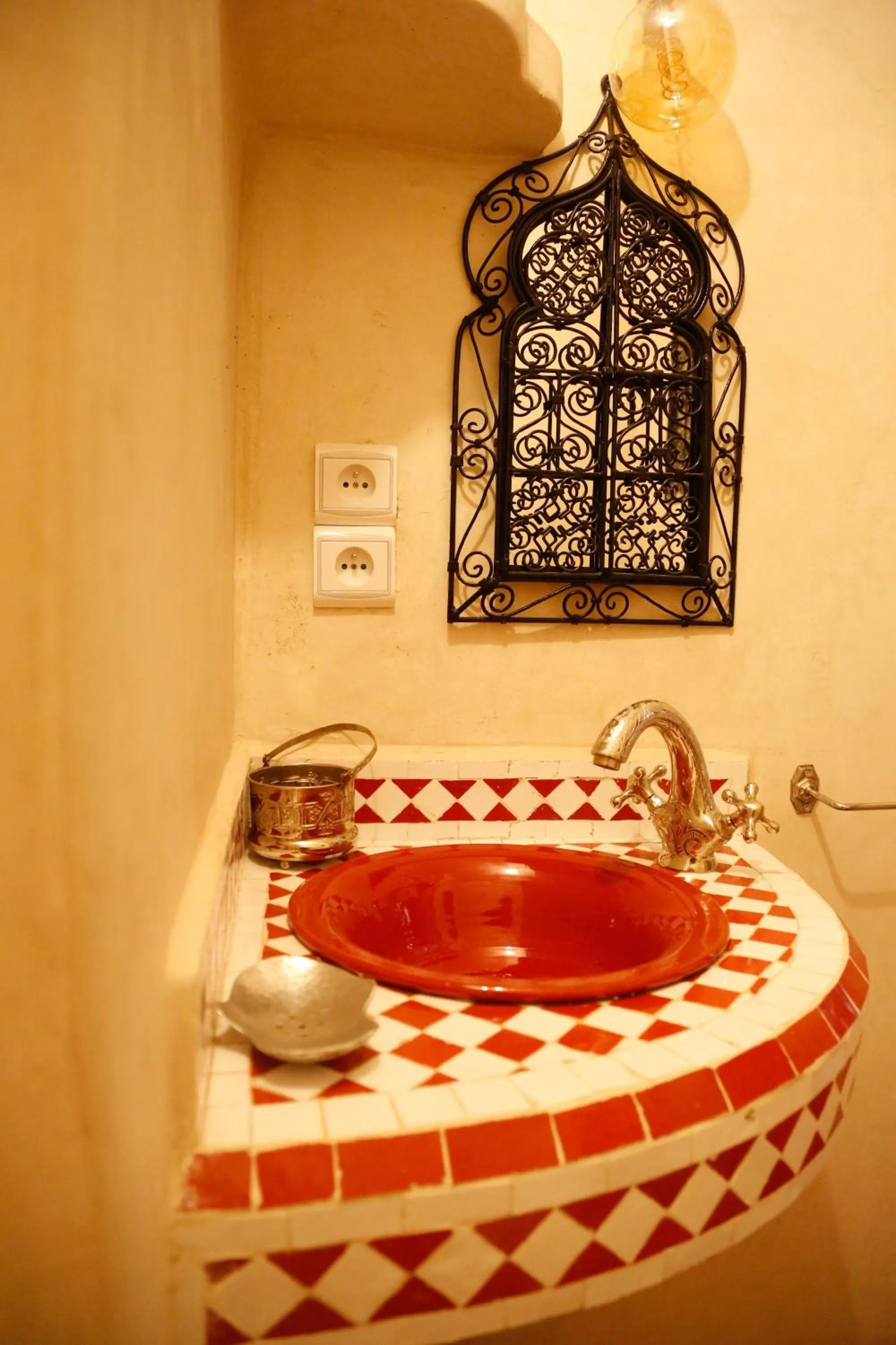 Bathroom in Riad Dada Mouss & Suites