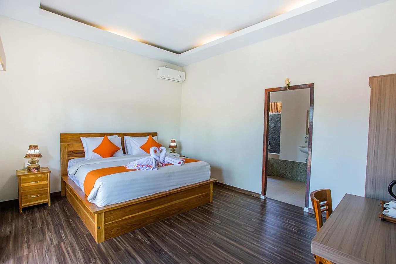 Bed in Ambengan Private Villas