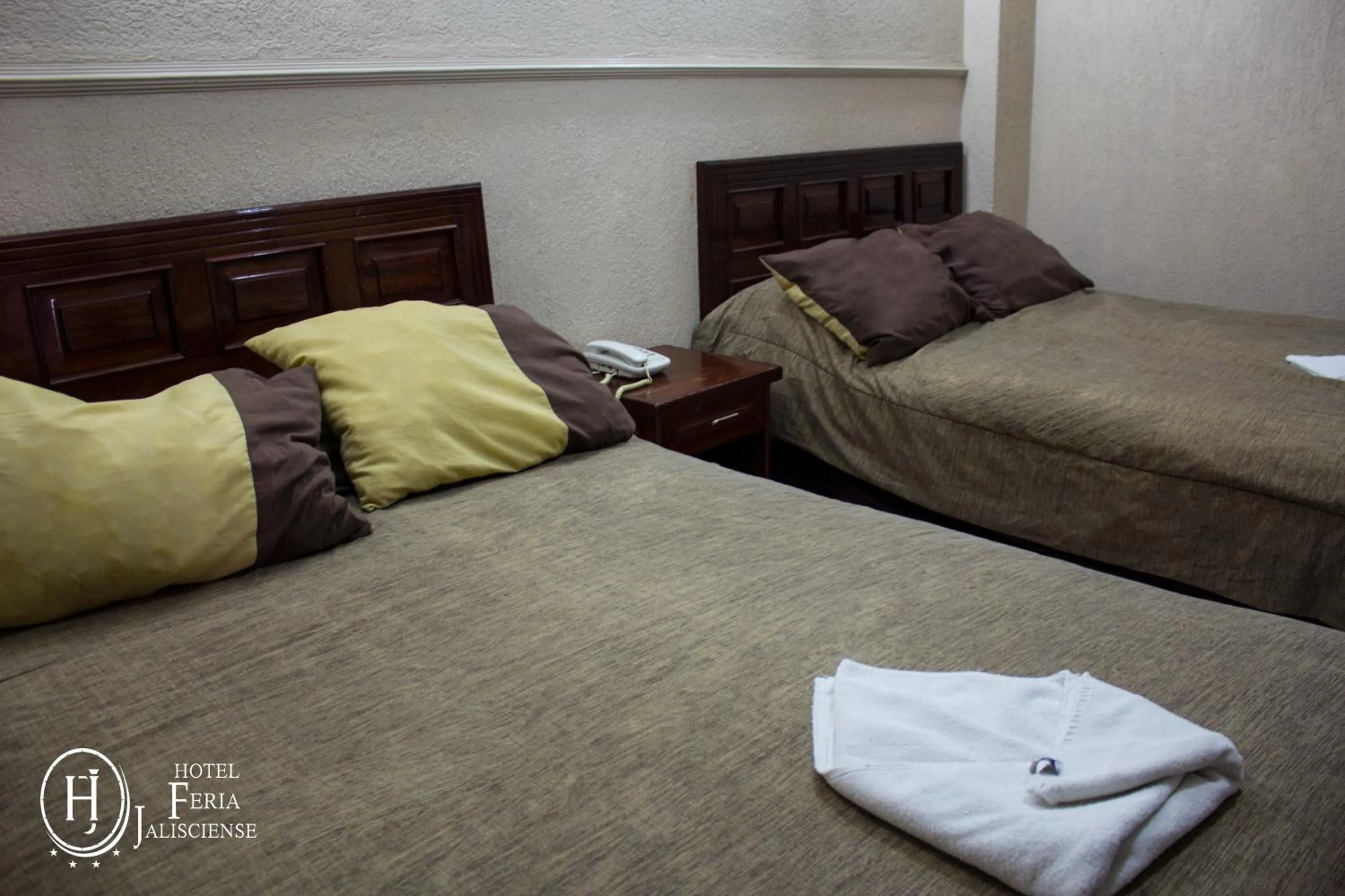 Bed in Feria Jalisciense